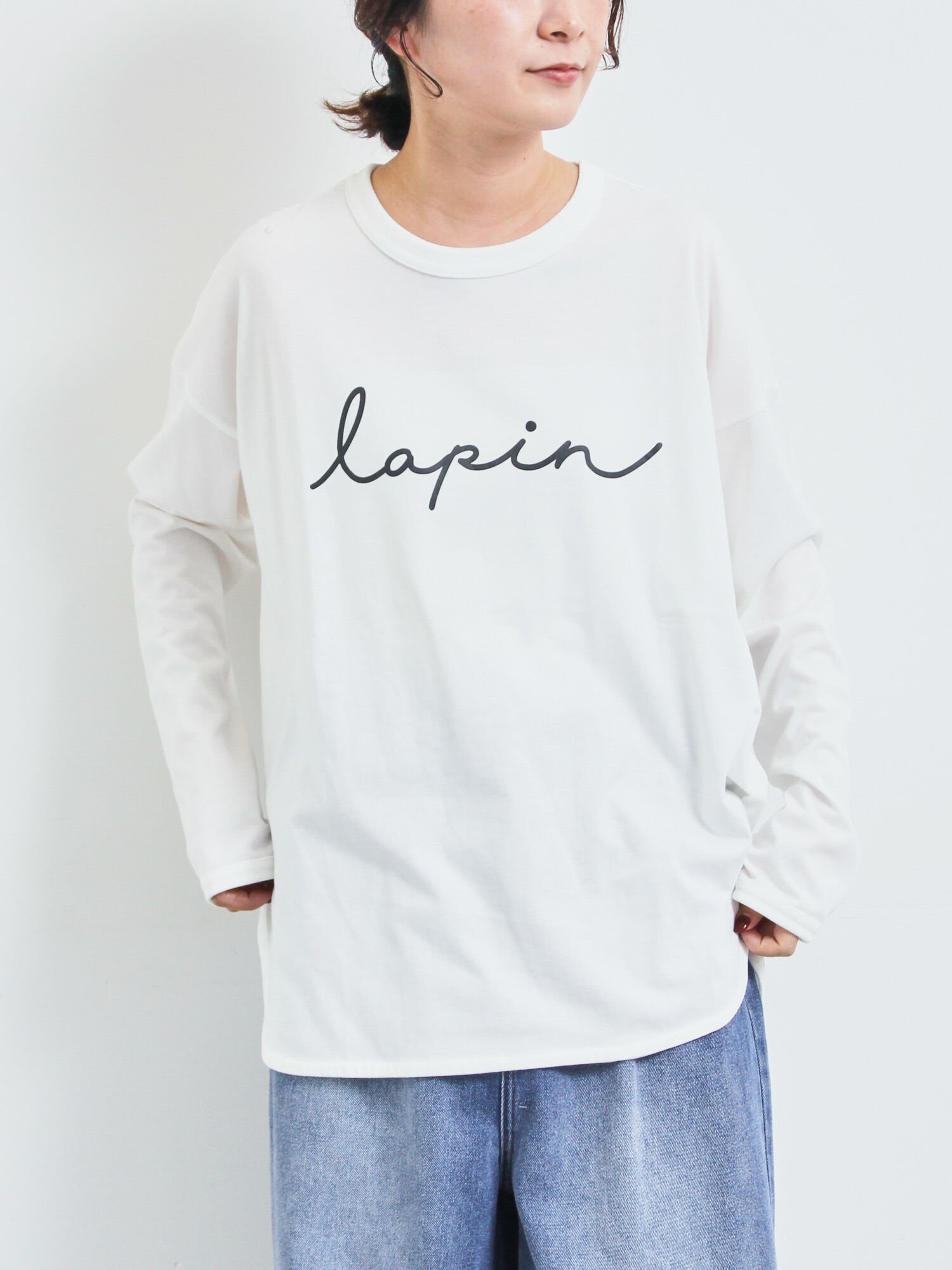 【サマンサモスモス/Samansa Mos2】のアソートロゴロンT 人気、トレンドファッション・服の通販 founy(ファニー) 　ファッション　Fashion　レディースファッション　Fashion for Women　トップス・カットソー　Cut & Sew Tops　ロングTシャツ・Tシャツ　Longline T-Shirts & Tees　インナー　Innerwear　デニム　Denim, Jeans Material　フロント　Front, Front Design　リラックス　Relax, Relaxed Fit　ロング　Long, Long-Length　 other-1|ID: prp329100004809219 ipo3291000000034902632