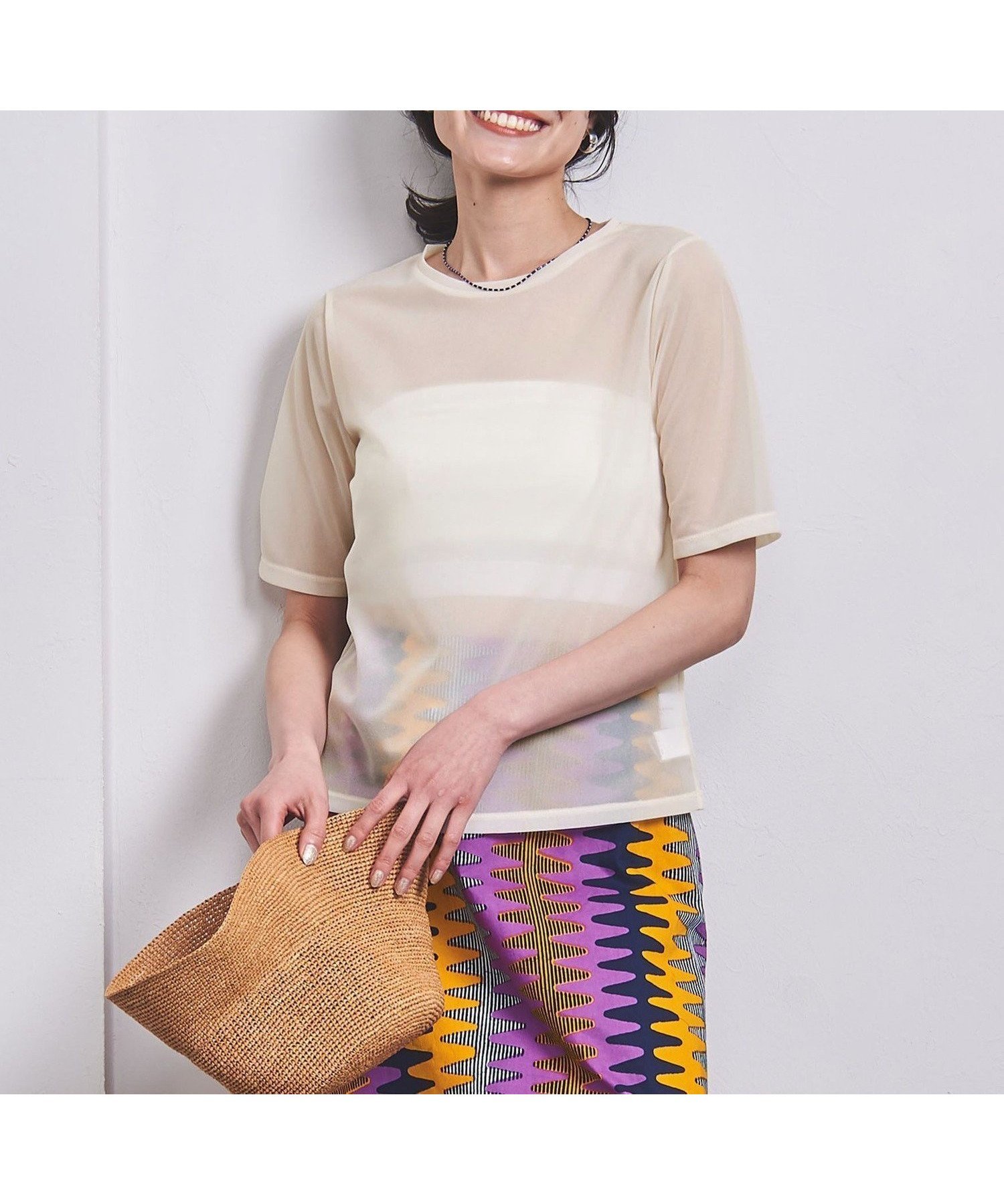 【ユナイテッドアローズ/UNITED ARROWS】のシアー Tシャツ インテリア・キッズ・メンズ・レディースファッション・服の通販 founy(ファニー) 　ファッション　Fashion　レディースファッション　Fashion for Women　トップス・カットソー　Cut & Sew Tops　シャツ・ブラウス・オフィスカジュアル　Elegant Blouses & Button-Ups　ロングTシャツ・Tシャツ　Longline T-Shirts & Tees　オーガンジー　Organza Fabric　カットソー　Cut and Sewn Top　キャミソール　Camisole, Spaghetti Strap Top　シアー　Sheer, See-Through　シンプル　Simple, Minimal　ボトム　Bottoms, Lower Wear　OFF WHITE|ID: prp329100004809264 ipo3291000000034903018