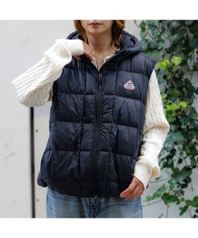 【ルージュヴィフラクレ/Rouge vif la cle】の【PYRENEX / ピレネックス】BASSIA VEST / バッシア ベスト 人気、トレンドファッション・服の通販 founy(ファニー) ファッション Fashion レディースファッション Fashion for Women アウター Coat / Outerwear Collection トップス・カットソー Cut & Sew Tops ベスト&ジレ / 重ね着スタイル Vests & Gilets アウトドア Outdoor Clothing インナー Innerwear キルト Quilt, Quilted Fabric コンパクト Compact, Small Size 軽量 Lightweight, Ultra Light スクエア Square, Square Shape ストレート Straight, Straight Cut ダウン Down, Puffer ドローコード Drawcord, Drawstring Cord フィット Fit, Slim Fit フランス France, French フロント Front, Front Design プレミアム Premium, High-End ベスト Vest, Waistcoat リラックス Relax, Relaxed Fit 旅行 Travel ビジネス 仕事 通勤 Business / Work / Commuting |ID:prp329100004809294