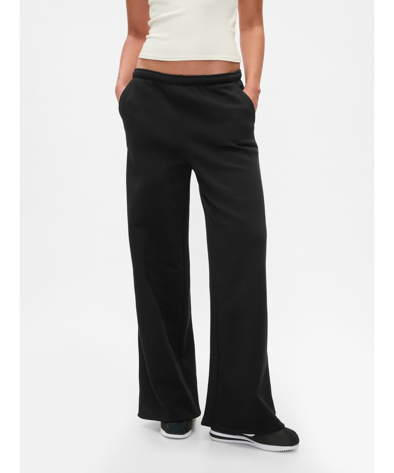 【ギャップ/GAP】のヴィンテージソフト バギー ワイド スウェットパンツ インテリア・キッズ・メンズ・レディースファッション・服の通販 founy(ファニー) ファッション Fashion レディースファッション Fashion for Women パンツ Pants & Trousers ドローコード Drawcord, Drawstring Cord ワイド Wide, Wide Fit TRUE_BLACK|ID: prp329100004809298 ipo3291000000034903367