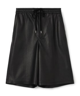 【トゥモローランド/TOMORROWLAND】のレザーライク ハーフパンツ 人気、トレンドファッション・服の通販 founy(ファニー) ファッション Fashion レディースファッション Fashion for Women パンツ Pants & Trousers ショートパンツ・ハーフパンツ High-Waisted & Relaxed Shorts ストレート Straight, Straight Cut ハーフ Half, Half-Length バランス Balance, Style Balance フロント Front, Front Design |ID:prp329100004809318