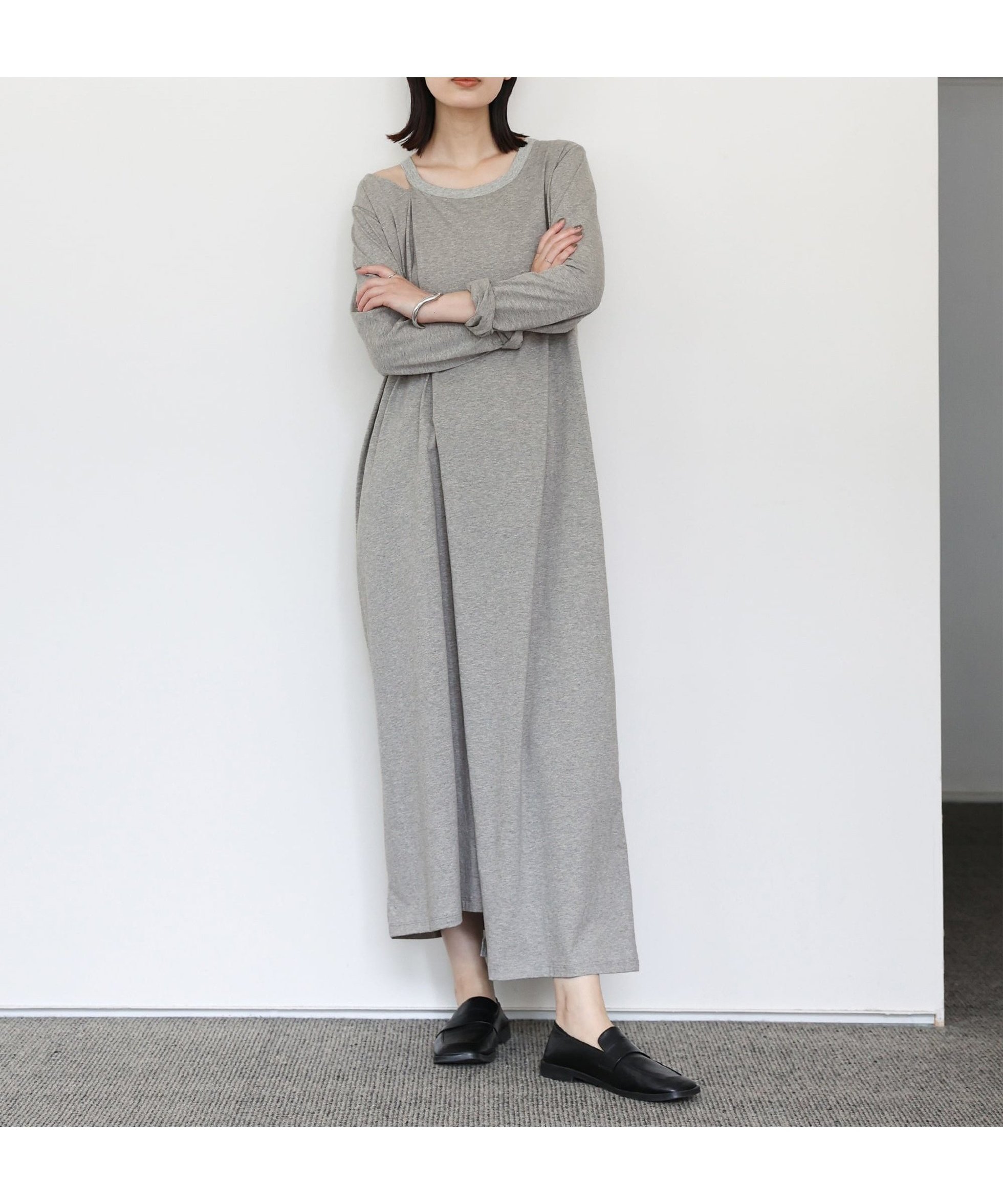 【セレクトモカ/SELECT MOCA】の【Et】アシンメトリーネックワンピース インテリア・キッズ・メンズ・レディースファッション・服の通販 founy(ファニー) ファッション Fashion レディースファッション Fashion for Women ワンピース Dresses おすすめ Recommended / Our Picks デニム Denim, Jeans Material リラックス Relax, Relaxed Fit 洗える Machine Washable グレー-900|ID: prp329100004809332 ipo3291000000034903766