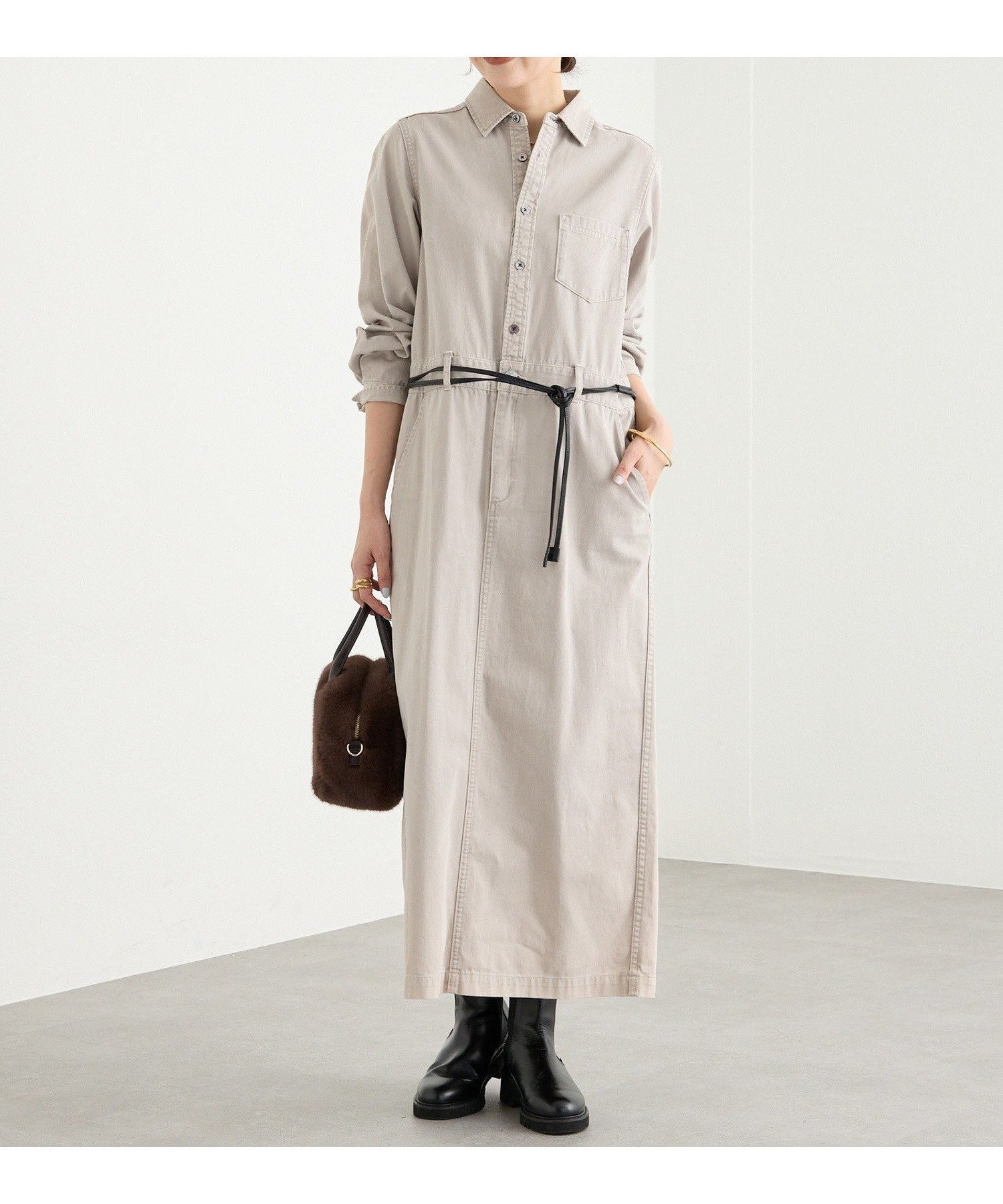 【リヴドロワ/RIVE DROITE】の【MONN×Yoshiiiiii】デニムシャツワンピース 人気、トレンドファッション・服の通販 founy(ファニー) 　ファッション　Fashion　レディースファッション　Fashion for Women　ワンピース　Dresses　シャツワンピース / 1枚で着映えコーデ　Shirt Dresses　アクセサリー　Fashion Accessories　インナー　Innerwear　コラボ　Collaboration, Collab　吸水　Absorbent, Quick-Dry　デニム　Denim, Jeans Material　人気　Popular, Best Seller　バランス　Balance, Style Balance　ブラウジング　Blouson Silhouette, Cinched Waist　ベーシック　Basic, Essential　ポケット　Pocket, Pocket Detail　ループ　Loop, Loop Knit　ロング　Long, Long-Length　おすすめ　Recommended / Our Picks　 other-1|ID: prp329100004809346 ipo3291000000034903851