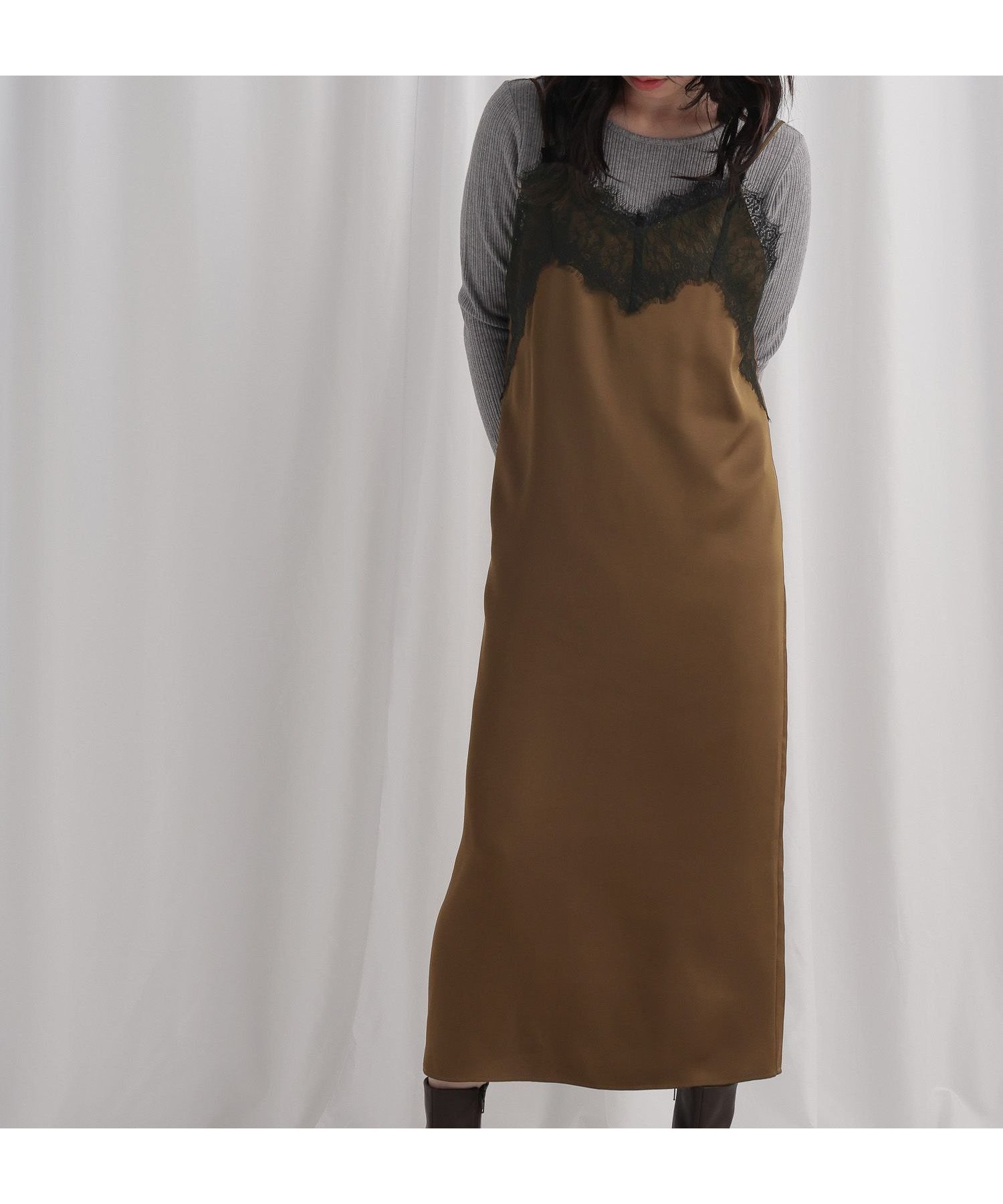 【ミスティ ウーマン/mysty woman】のレースサテンキャミワンピース インテリア・キッズ・メンズ・レディースファッション・服の通販 founy(ファニー) 　ファッション　Fashion　レディースファッション　Fashion for Women　ワンピース　Dresses　キャミソールワンピース　Camisole Dresses　おすすめ　Recommended / Our Picks　インナー　Innerwear　サテン　Satin, Glossy Fabric　スリット　Slit, Slit Detail　タートルネック　Turtleneck, High Neck　レース　Lace, Lace Fabric　ブラウン|ID: prp329100004809364 ipo3291000000034904035