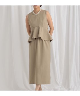 【ミスティ ウーマン/mysty woman】のペプラム切り替えノースリワンピ 人気、トレンドファッション・服の通販 founy(ファニー) ファッション Fashion レディースファッション Fashion for Women ワンピース Dresses おすすめ Recommended / Our Picks インナー Innerwear カーディガン Cardigan, Knitwear ジャケット Jacket, Outerwear スリット Slit, Slit Detail セットアップ Set-Up, Coordinated Outfit セレモニー Ceremony ダウン Down, Puffer ペプラム Peplum, Flared Hem |ID:prp329100004809368