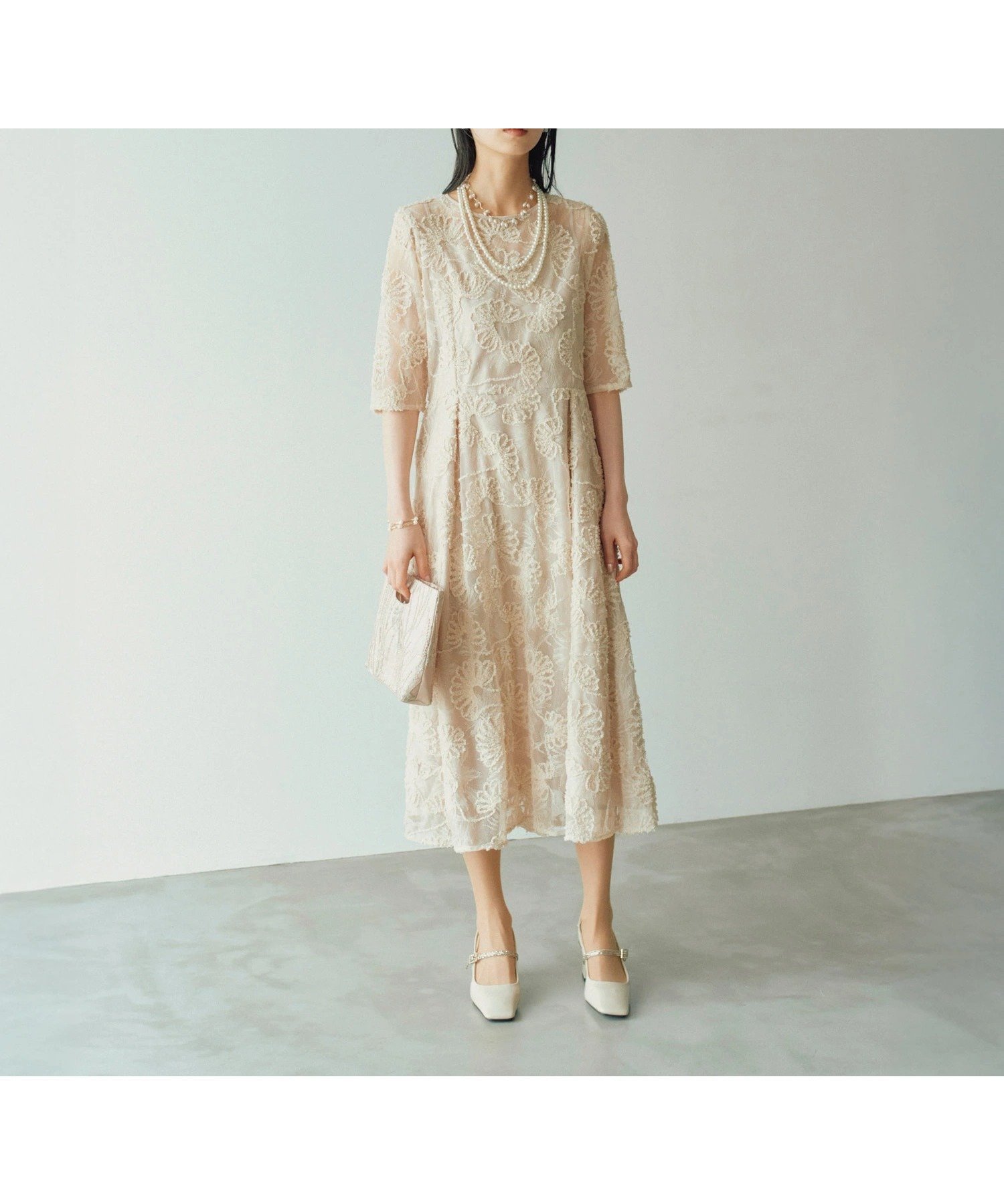 【ハレモード/haremode】のパーティードレス ドレス 結婚式 ロングドレス 花柄刺繍 ロング丈 五分袖 インテリア・キッズ・メンズ・レディースファッション・服の通販 founy(ファニー) 　ファッション　Fashion　レディースファッション　Fashion for Women　トップス・カットソー　Cut & Sew Tops　花柄・フラワープリント・モチーフ　Floral Prints & Motifs / Flower Pattern Tops　ワンピース　Dresses　フォーマル・パーティードレス・結婚式用ドレス　Elegant & Casual Dresses　アクセサリー　Fashion Accessories　シンプル　Simple, Minimal　ドレス　Dress, One-Piece　パール　Pearl, Pearl Accent　フィット　Fit, Slim Fit　ロング　Long, Long-Length　おすすめ　Recommended / Our Picks　エレガント 上品　Elegant　結婚式　Wedding　披露宴　Wedding Reception　二次会　After Party　ベージュ|ID: prp329100004809376 ipo3291000000034904127