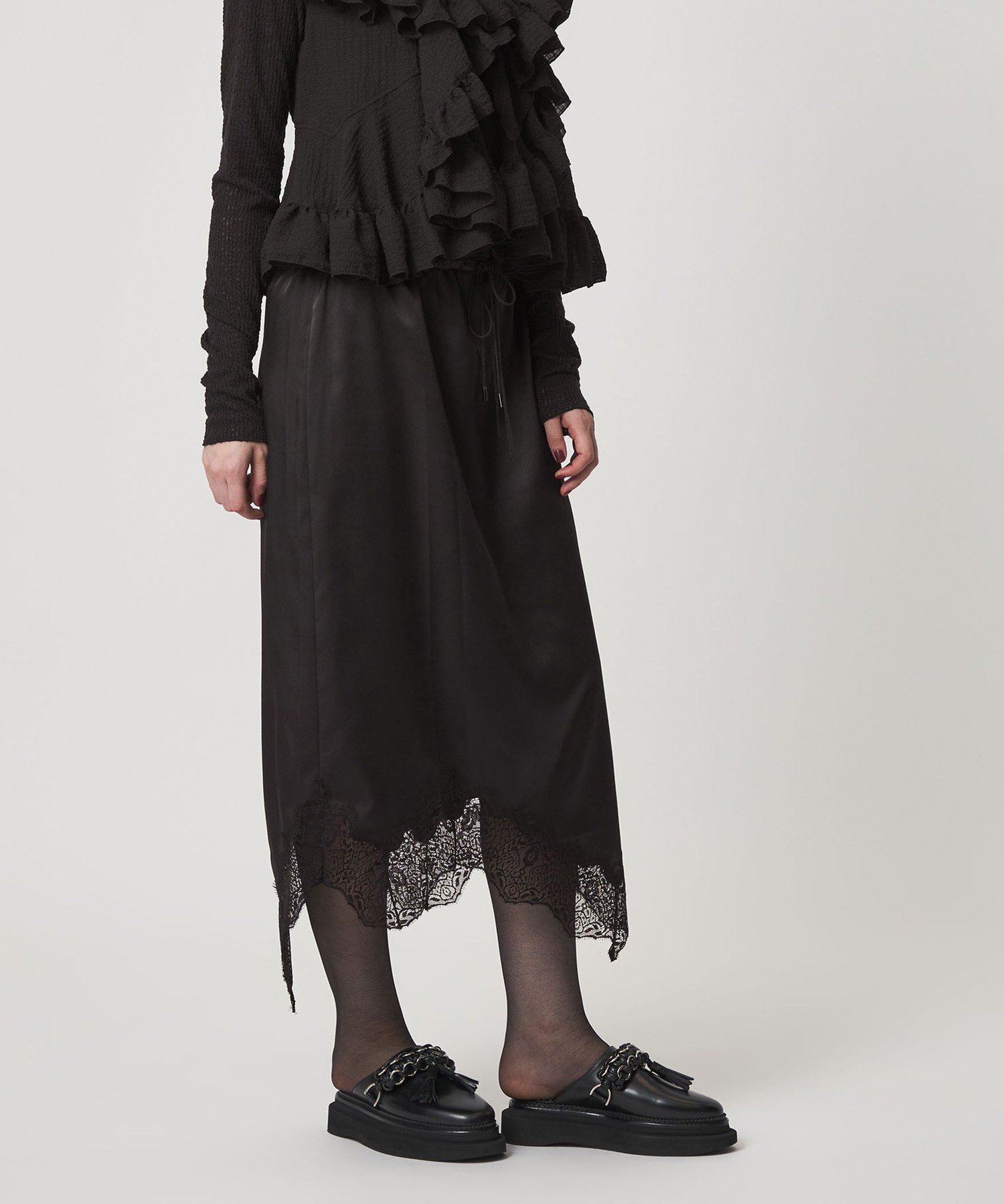 【ユナイテッドアローズ/UNITED ARROWS】のASTRAET サテン スソレース スカート 人気、トレンドファッション・服の通販 founy(ファニー) 　ファッション　Fashion　レディースファッション　Fashion for Women　スカート　Skirts　おすすめ　Recommended / Our Picks　イレギュラーヘム　Irregular Hem　カットソー　Cut and Sewn Top　コンビ　Combo, Combination Style　サテン　Satin, Glossy Fabric　ストリング　String, Drawstring　レース　Lace, Lace Fabric　エレガント 上品　Elegant　 other-1|ID: prp329100004809433 ipo3291000000034904593