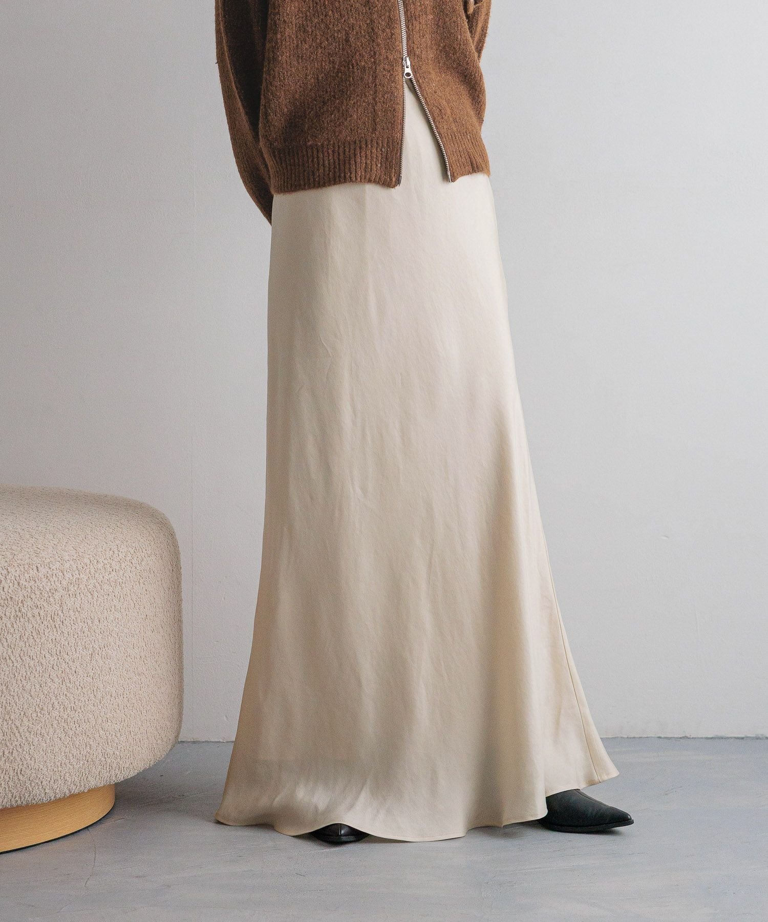 【ローリーズファーム/LOWRYS FARM】のフィブリルサテンスカート インテリア・キッズ・メンズ・レディースファッション・服の通販 founy(ファニー) 　ファッション　Fashion　レディースファッション　Fashion for Women　スカート　Skirts　カットソー　Cut and Sewn Top　バイアス　Bias, Diagonal Cut　バランス　Balance, Style Balance　フィット　Fit, Slim Fit　フレア　Flare, Flared　エレガント 上品　Elegant　A/W・秋冬　Autumn/Winter　アイボリー08|ID: prp329100004809471 ipo3291000000034904931