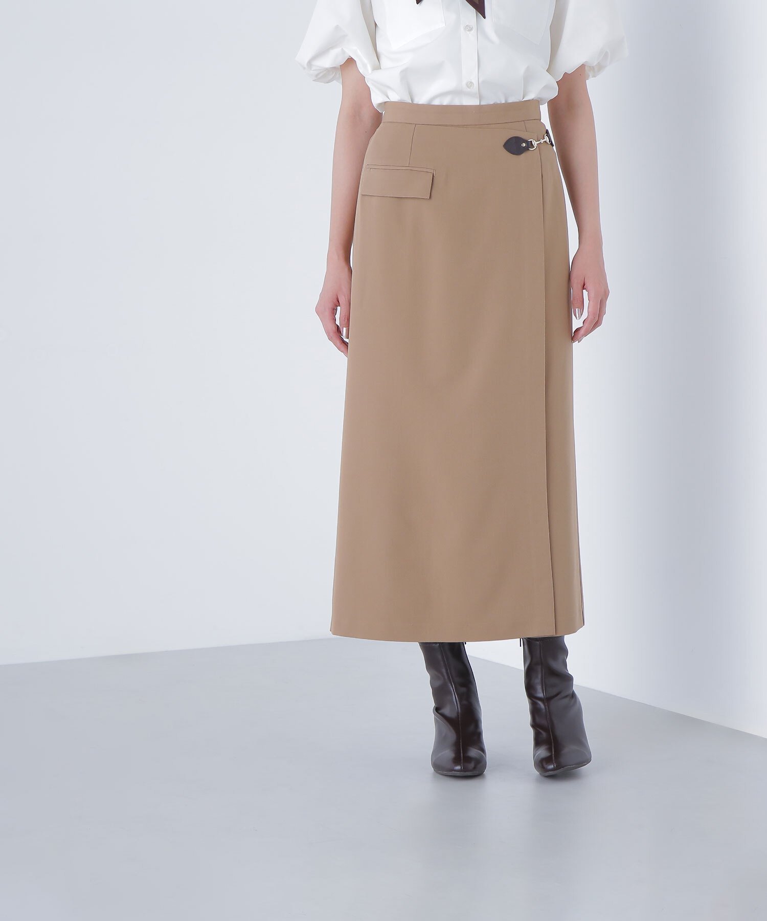 【ナチュラル ビューティー ベーシック/NATURAL BEAUTY BASIC】のビットディテールナロースカート インテリア・キッズ・メンズ・レディースファッション・服の通販 founy(ファニー) 　ファッション　Fashion　レディースファッション　Fashion for Women　スカート　Skirts　シンプル　Simple, Minimal　ツイル　Twist, Twisted Detail　ラップ　Wrap, Wrap Design　秋　Autumn　ベージュ|ID: prp329100004809518 ipo3291000000034905312