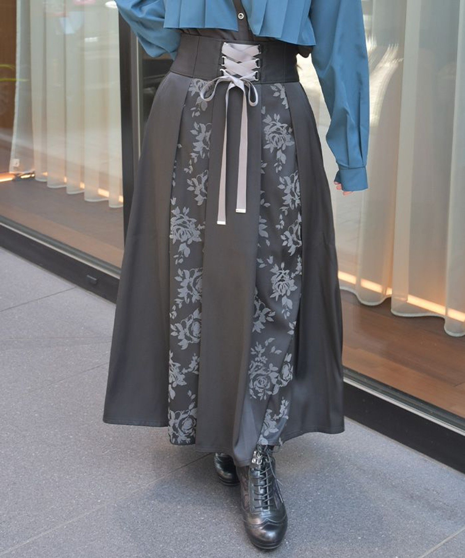 【アクシーズファム/axes femme】の編上フロッキー切替SK インテリア・キッズ・メンズ・レディースファッション・服の通販 founy(ファニー) ファッション Fashion レディースファッション Fashion for Women スカート Skirts クラシカル Classical, Vintage-Inspired ジャケット Jacket, Outerwear フロント Front, Front Design ロング Long, Long-Length ローズ Rose, Rose Motif エレガント 上品 Elegant 切替 Switching, Contrast Panel 黒|ID: prp329100004809526 ipo3291000000034905390