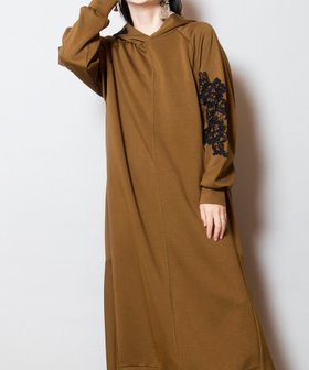 【オズモーシス/OSMOSIS】のレースモチーフワンピース 人気、トレンドファッション・服の通販 founy(ファニー) ファッション Fashion レディースファッション Fashion for Women ワンピース Dresses カットソー Cut and Sewn Top モチーフ Motif, Design Theme レース Lace, Lace Fabric 再入荷 Restock / Back in Stock A/W・秋冬 Autumn/Winter |ID:prp329100004809579