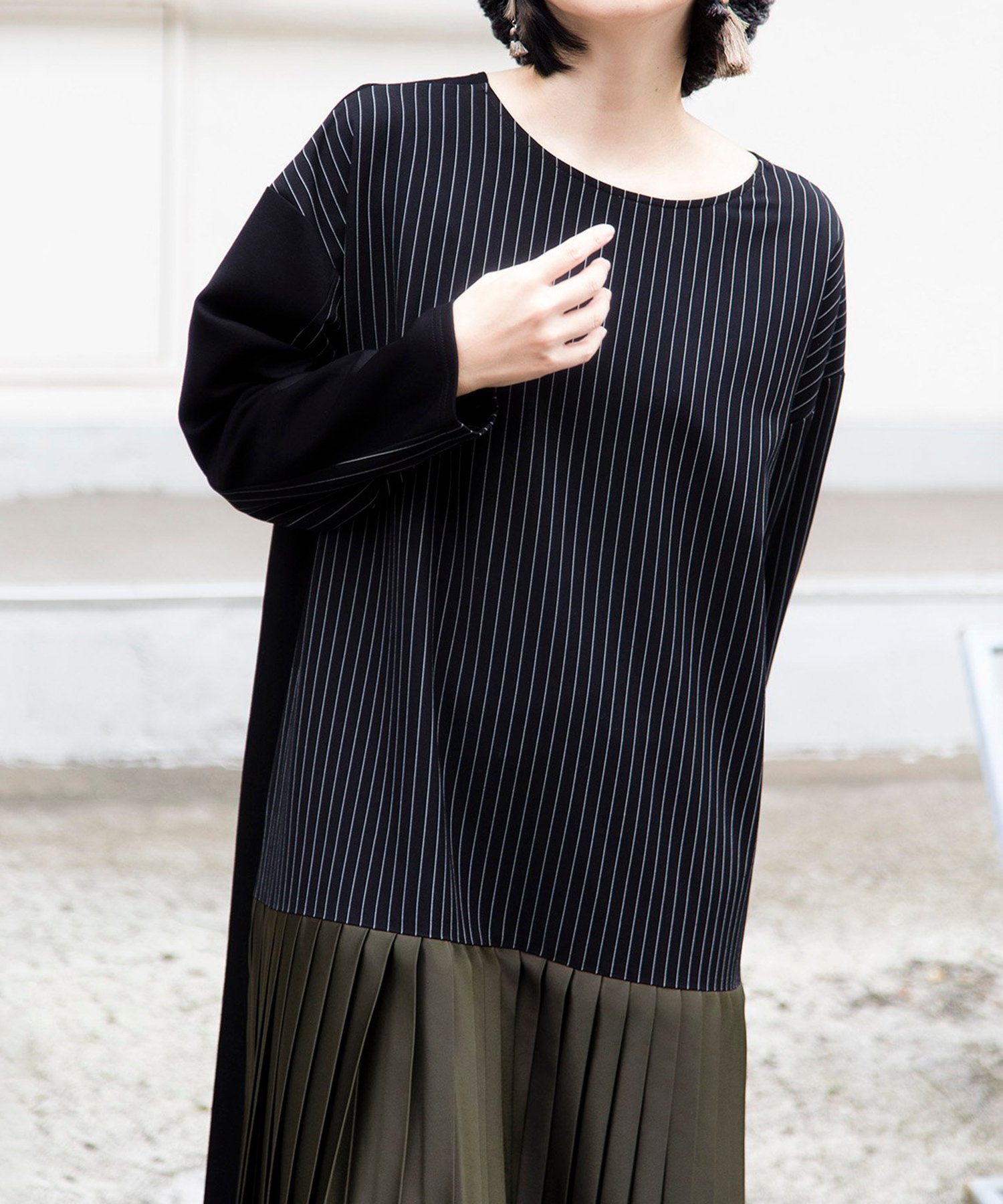 【オズモーシス/OSMOSIS】の2WAYバックプリーツワンピース インテリア・キッズ・メンズ・レディースファッション・服の通販 founy(ファニー) 　ファッション　Fashion　レディースファッション　Fashion for Women　ワンピース　Dresses　カットソー　Cut and Sewn Top　ストライプ　Stripe, Striped Pattern　ストレッチ　Stretch, Stretchy Fabric　プリーツ　Pleats, Pleated　ポケット　Pocket, Pocket Detail　再入荷　Restock / Back in Stock　A/W・秋冬　Autumn/Winter　BLACK|ID: prp329100004809580 ipo3291000000034905802