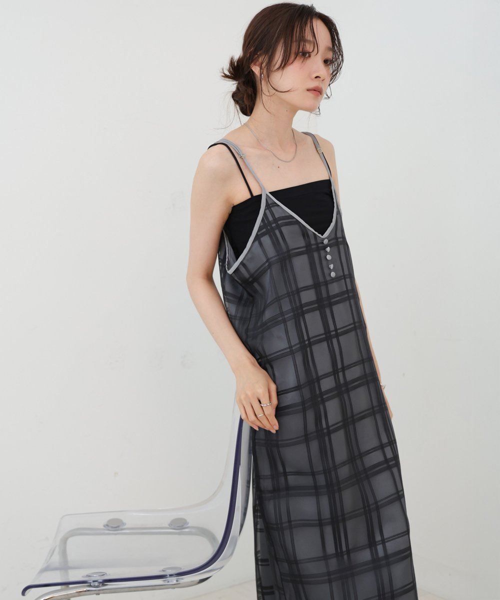 【バブ ブージュルード/Bab Bou Jeloud】の【低身長向けサイズあり】シアーチェックキャミワンピース インテリア・キッズ・メンズ・レディースファッション・服の通販 founy(ファニー) 　ファッション　Fashion　レディースファッション　Fashion for Women　ワンピース　Dresses　キャミソールワンピース　Camisole Dresses　インナー　Innerwear　オーガンジー　Organza Fabric　春　Spring　キャミワンピース　Cami Dress, Slip Dress　サテン　Satin, Glossy Fabric　シアー　Sheer, See-Through　シンプル　Simple, Minimal　スマート　Smart, Elegant　チェック　Check, Plaid, Tartan　ノースリーブ　Sleeveless, No-Sleeve　長袖　Long Sleeve, Full Sleeve　パイピング　Piping, Trim Design　フロント　Front, Front Design　ベーシック　Basic, Essential　再入荷　Restock / Back in Stock　BLACK|ID: prp329100004809600 ipo3291000000034905965