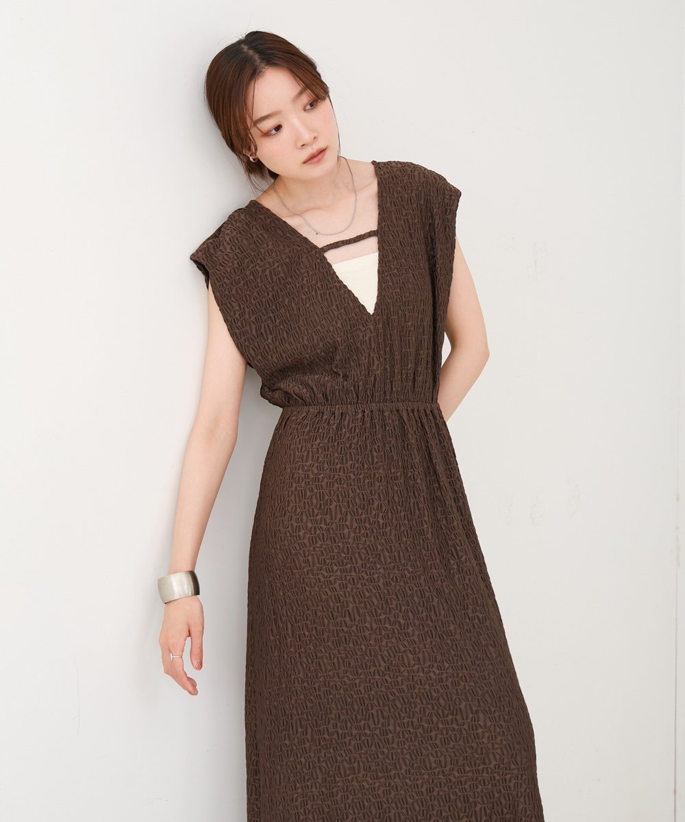 【バブ ブージュルード/Bab Bou Jeloud】の《シュシュ付き》【低身長着用可】前後2WAYウェーブ柄ワンピース・オールインワン インテリア・キッズ・メンズ・レディースファッション・服の通販 founy(ファニー) 　ファッション　Fashion　レディースファッション　Fashion for Women　ワンピース　Dresses　オールインワン・ワンピース　Dresses and Jumpsuits　シュシュ&ヘアアクセ/ヘアアレンジ　Scrunchies & Hair Accessories　ウェーブ　Wavy Pattern　くるぶし　Ankle-Length　カットソー　Cut and Sewn Top　キャミソール　Camisole, Spaghetti Strap Top　サンダル　Sandals, Summer Shoes　ジップ　Zip, Zipper　スニーカー　Sneakers, Trainers　チェック　Check, Plaid, Tartan　バランス　Balance, Style Balance　ペチコート　Petticoat, Underskirt　おすすめ　Recommended / Our Picks　夏　Summer　エレガント 上品　Elegant　BROWN|ID: prp329100004809623 ipo3291000000034906099