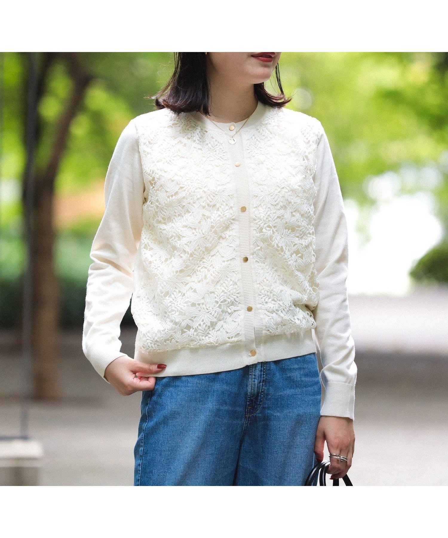 【ビームス ハート/BEAMS HEART】の【手洗い可】フロントレース ニット カーディガン 25AW レディース 秋 長袖 オンオフ兼用 オフィス 通勤 一枚で主役級 インテリア・キッズ・メンズ・レディースファッション・服の通販 founy(ファニー) 　ファッション　Fashion　レディースファッション　Fashion for Women　トップス・カットソー　Cut & Sew Tops　ニット　Knit Tops & Sweaters　カーディガン・羽織り　Layered Style Cardigans　2025年　2025　2025-2026秋冬・A/W　Autumn/Winter 2025–26 AW25–26　おすすめ　Recommended / Our Picks　エレガント 上品　Elegant　オケージョン　Occasion Wear　カーディガン　Cardigan, Knitwear　シンプル　Simple, Minimal　フロント　Front, Front Design　レース　Lace, Lace Fabric　秋　Autumn　ビジネス 仕事 通勤　Business / Work / Commuting　長袖　Long Sleeve, Full Sleeve　IVORY|ID: prp329100004809676 ipo3291000000034906487