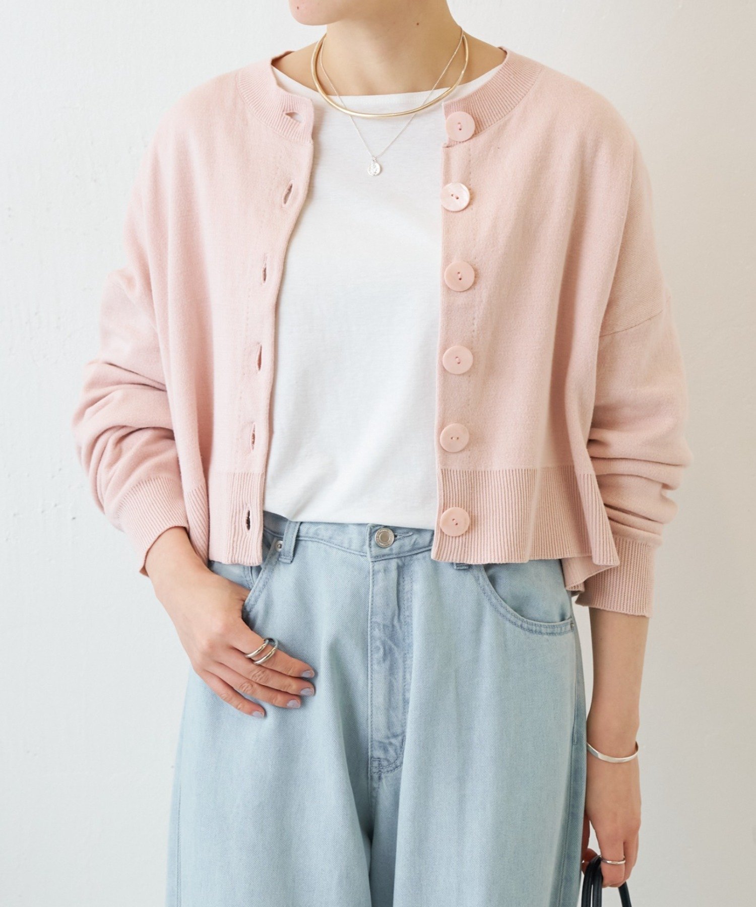 【ビアズリー/BEARDSLEY】のショートカーデ インテリア・キッズ・メンズ・レディースファッション・服の通販 founy(ファニー) 　ファッション　Fashion　レディースファッション　Fashion for Women　カーディガン　Cardigan, Knitwear　コンパクト　Compact, Small Size　ショート　Short, Short Length　シンプル　Simple, Minimal　バランス　Balance, Style Balance　フロント　Front, Front Design　ボレロ　Bolero, Short Cardigan　ポケット　Pocket, Pocket Detail　再入荷　Restock / Back in Stock　おすすめ　Recommended / Our Picks　ピンク|ID: prp329100004809708 ipo3291000000034906757