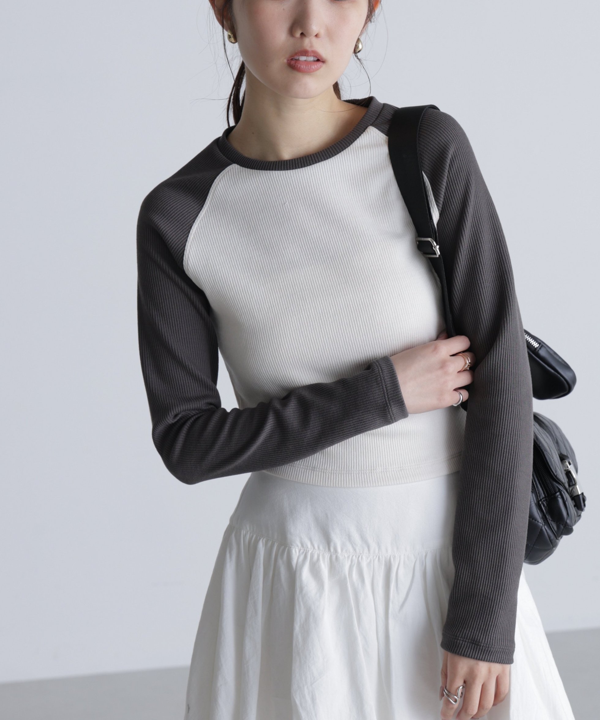 【フリーズマート/FREE'S MART】のラグラン長袖カットソー インテリア・キッズ・メンズ・レディースファッション・服の通販 founy(ファニー) 　ファッション　Fashion　レディースファッション　Fashion for Women　トップス・カットソー　Cut & Sew Tops　カットソー・ベーシックTシャツ　Cut-and-Sewn Tops / Stretch Tees & Basics　おすすめ　Recommended / Our Picks　インナー　Innerwear　カットソー　Cut and Sewn Top　キャミワンピース　Cami Dress, Slip Dress　コンパクト　Compact, Small Size　トレンド　Trend, Trending Now　バランス　Balance, Style Balance　今季　This Season, Current Season　長袖　Long Sleeve, Full Sleeve　オフ|ID: prp329100004809757 ipo3291000000034907271