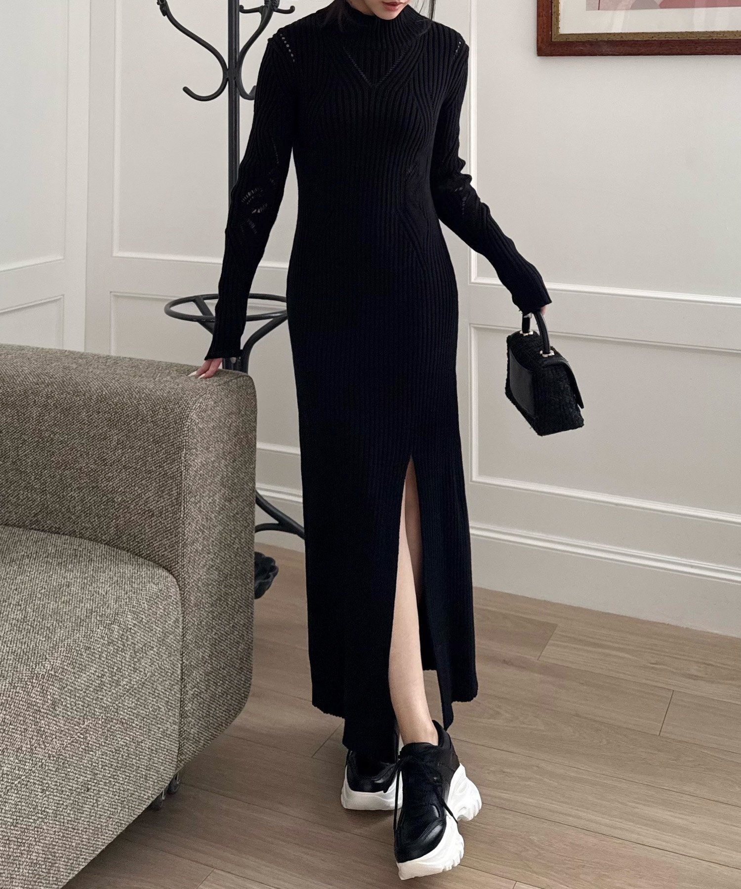 【ロイヤルパーティー/ROYAL PARTY】の透かし編みモックネックロングニットドレス インテリア・キッズ・メンズ・レディースファッション・服の通販 founy(ファニー) 　ファッション　Fashion　レディースファッション　Fashion for Women　トップス・カットソー　Cut & Sew Tops　ニット　Knit Tops & Sweaters　ワンピース　Dresses　フォーマル・パーティードレス・結婚式用ドレス　Elegant & Casual Dresses　シンプル　Simple, Minimal　スリット　Slit, Slit Detail　バランス　Balance, Style Balance　ブラック|ID: prp329100004809768 ipo3291000000034907385