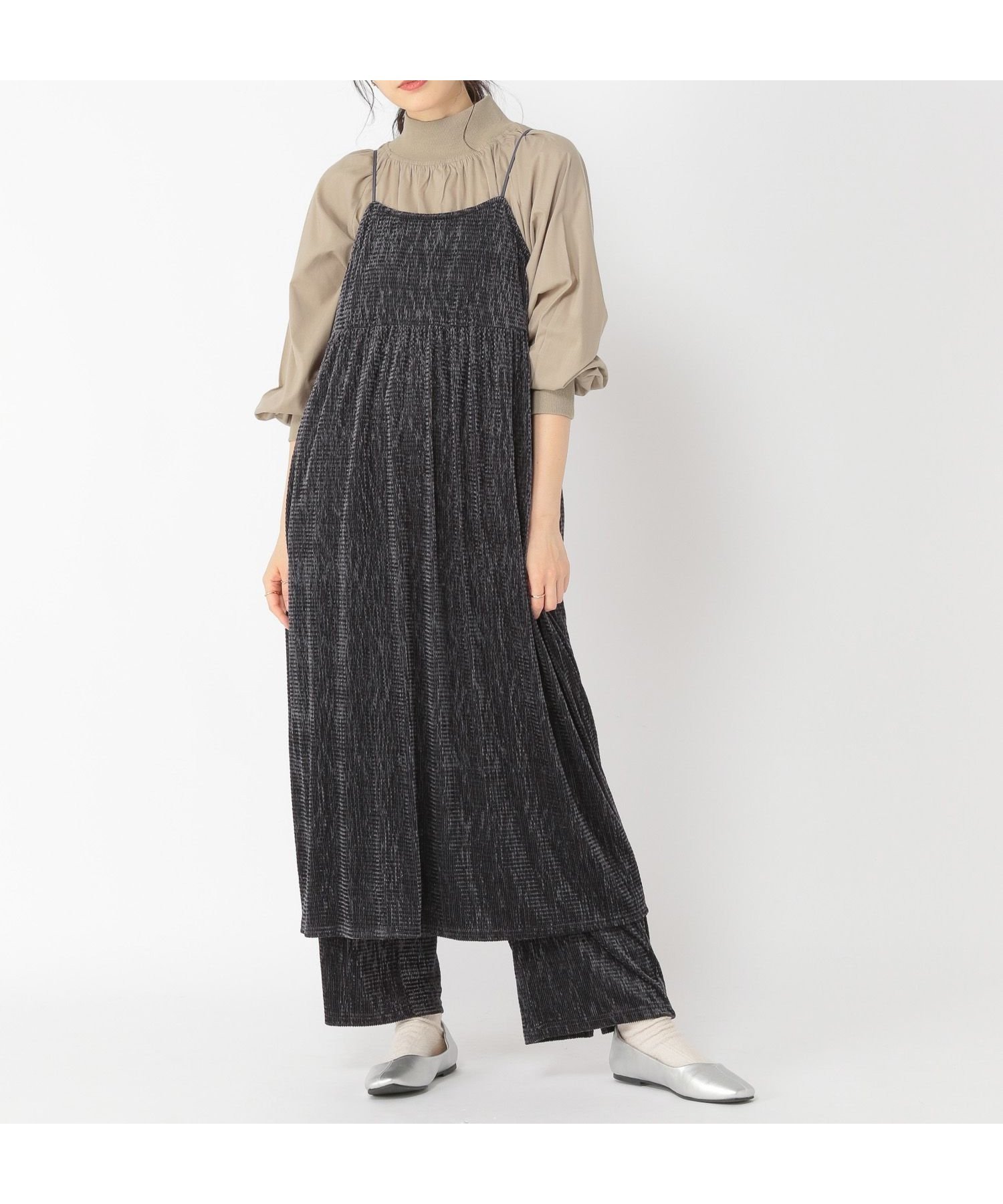 【スタディオ クリップ/studio CLIP】のポコポコベロアキャミワンピース インテリア・キッズ・メンズ・レディースファッション・服の通販 founy(ファニー) 　ファッション　Fashion　レディースファッション　Fashion for Women　ワンピース　Dresses　キャミソールワンピース　Camisole Dresses　おすすめ　Recommended / Our Picks　カットソー　Cut and Sewn Top　キャミワンピース　Cami Dress, Slip Dress　セットアップ　Set-Up, Coordinated Outfit　トレンド　Trend, Trending Now　プリーツ　Pleats, Pleated　ベロア　Velour, Soft Velvet　リボン　Ribbon, Bow　A/W・秋冬　Autumn/Winter　スモーク16|ID: prp329100004809854 ipo3291000000034908037