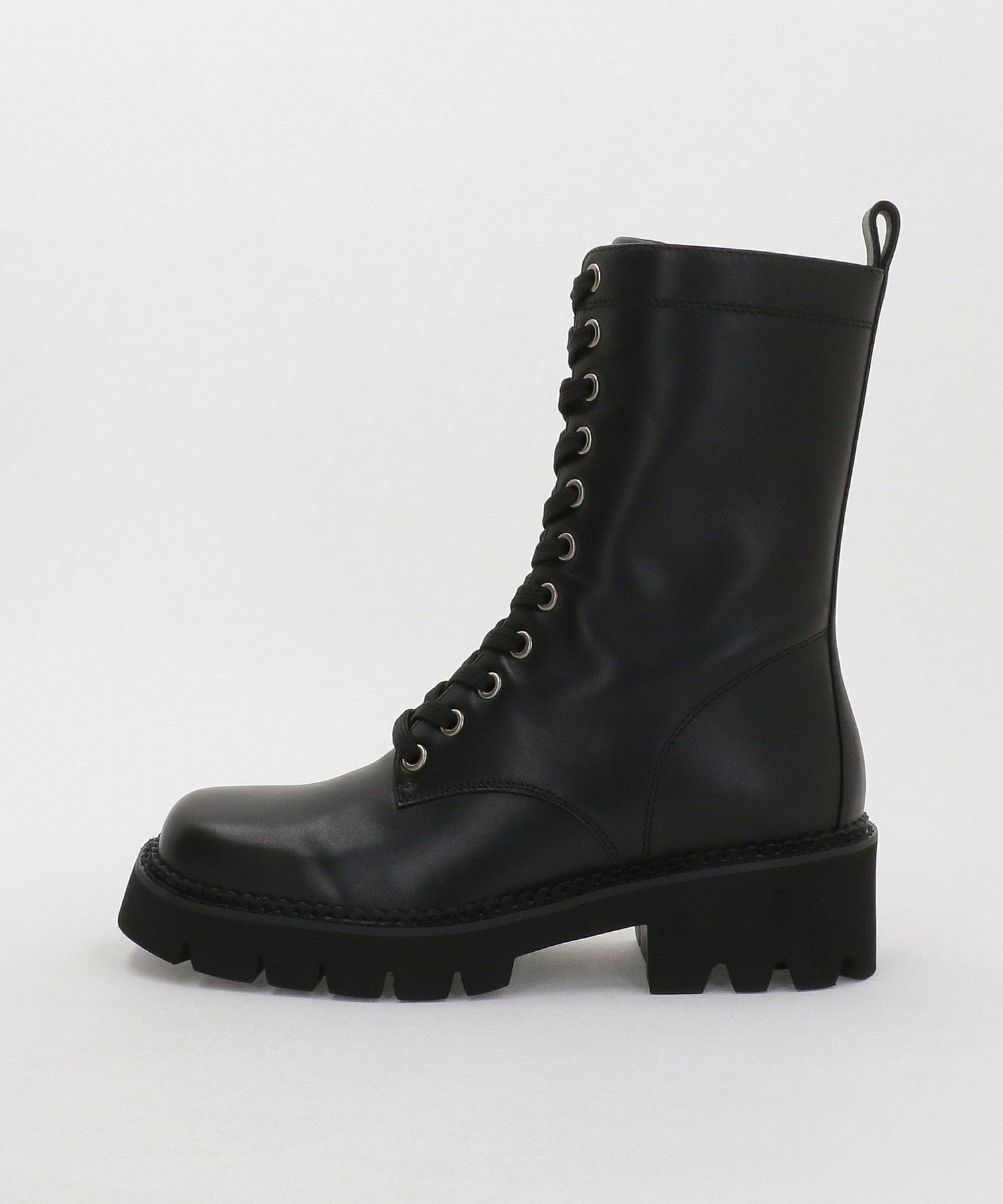 【オデット エ オディール/Odette e Odile】のスクエアレースアップ ショートブーツ55↑ インテリア・キッズ・メンズ・レディースファッション・服の通販 founy(ファニー) ファッション Fashion レディースファッション Fashion for Women おすすめ Recommended / Our Picks クッション Cushion, Throw Pillow ショート Short, Short Length スクエア Square, Square Shape ハーフ Half, Half-Length レース Lace, Lace Fabric エレガント 上品 Elegant BLACK|ID: prp329100004810079 ipo3291000000034911973