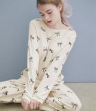 【ピーチジョン/PEACH JOHN】の【着回しやすいコットン混パジャマ】カットソーリボンプリントパジャマ 人気、トレンドファッション・服の通販 founy(ファニー) ファッション Fashion レディースファッション Fashion for Women トップス・カットソー Cut & Sew Tops カットソー・ベーシックTシャツ Cut-and-Sewn Tops / Stretch Tees & Basics おすすめ Recommended / Our Picks くるぶし Ankle-Length インナー Innerwear シンプル Simple, Minimal パジャマ Pajamas, Sleepwear フィット Fit, Slim Fit フェミニン Feminine, Girly プリント Print, Printed Pattern ラウンド Round, Round Neck リボン Ribbon, Bow 無地 Plain, Solid Color 長袖 Long Sleeve, Full Sleeve thumbnail ブラック|ID: prp329100004810187 ipo3291000000034912872