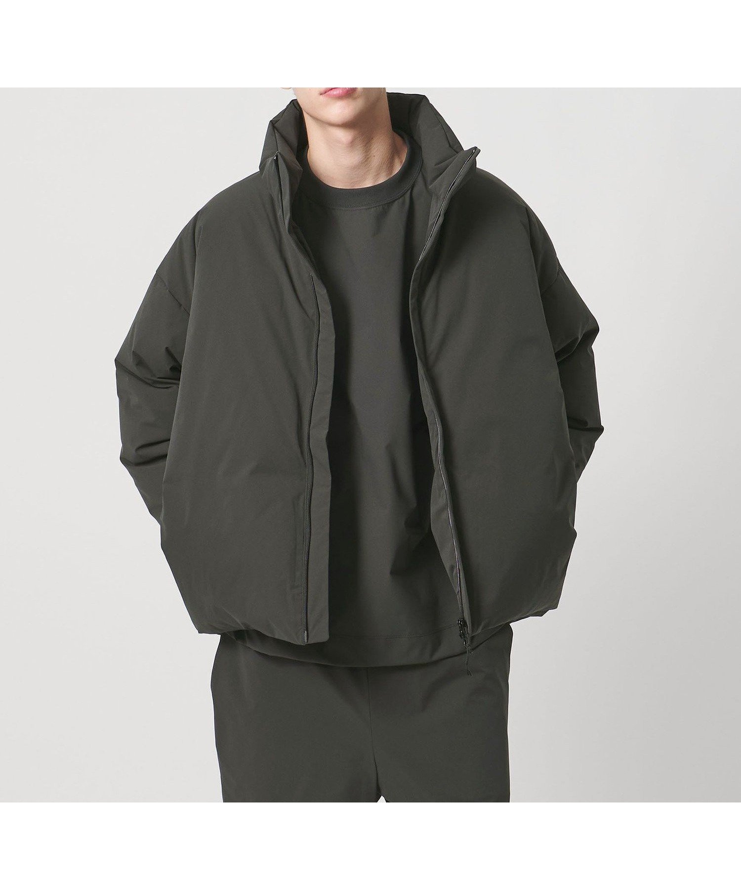 【ユナイテッドアローズ/UNITED ARROWS / MEN】のD.O UNITED ARROWS BY DAISUKE OBANA TFT DOWN JACKET/ダウンジャケット インテリア・キッズ・メンズ・レディースファッション・服の通販 founy(ファニー) 　ファッション　Fashion　メンズファッション　Fashion for Men　エレガント 上品　Elegant　ジャケット　Jacket, Outerwear　スタンド　Stand Collar, Upright Stand　セットアップ　Set-Up, Coordinated Outfit　タフタ　Taffeta, Structured Fabric　ダウン　Down, Puffer　ドローコード　Drawcord, Drawstring Cord　定番　Standard, Basic Item　フェザー　Feather, Feather Detail　ポケット　Pocket, Pocket Detail　防寒　Cold Protection, Winter-Ready　OLIVE|ID: prp329100004810214 ipo3291000000036257139