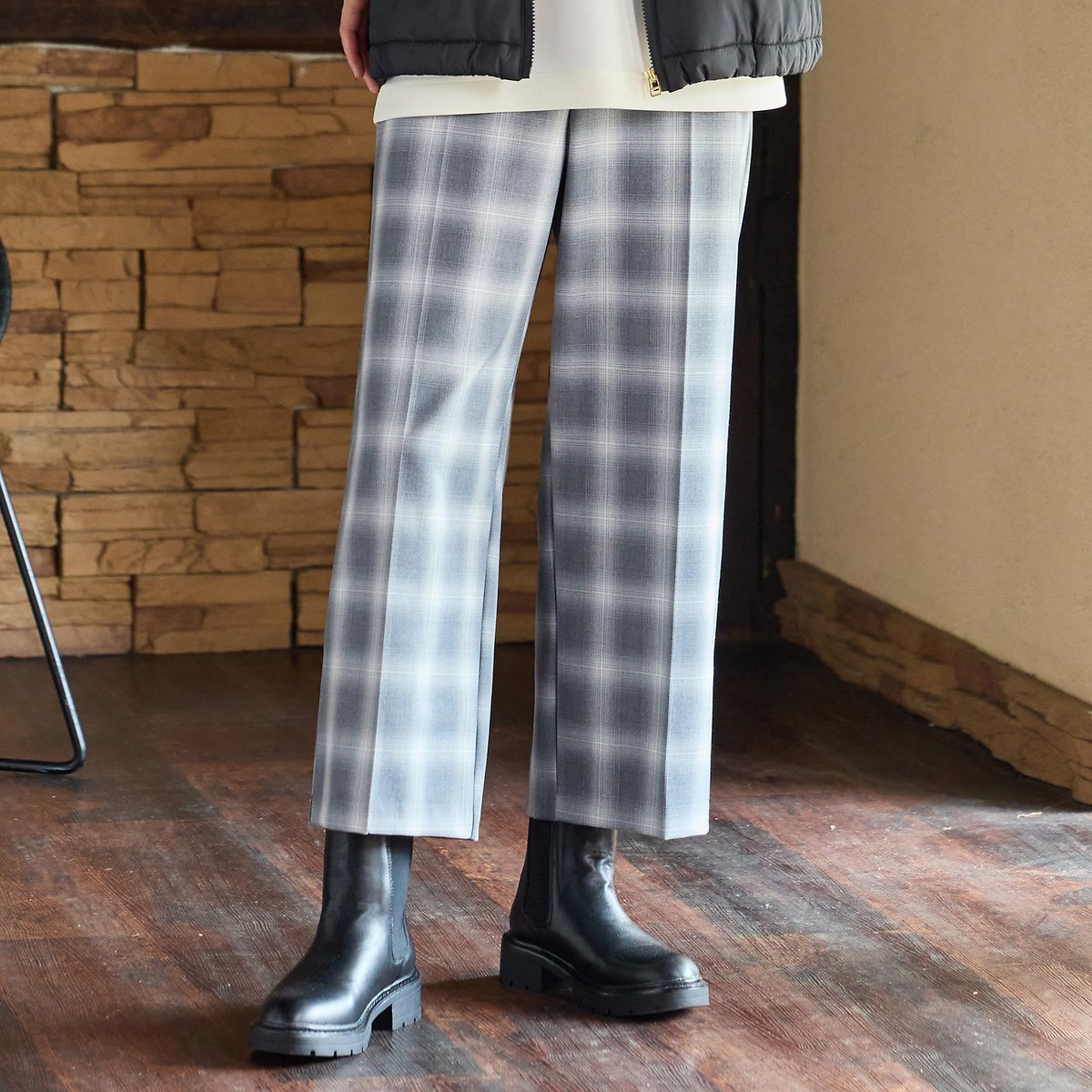 【ピサーノ/PISANO】の【手洗いOK】真空プリーツ・ワイドストレートパンツ(チェック) 人気、トレンドファッション・服の通販 founy(ファニー) ファッション Fashion レディースファッション Fashion for Women パンツ Pants & Trousers ギャザー Gathered, Ruffled センター Center, Center Line チェック Check, Plaid, Tartan プリーツ Pleats, Pleated 無地 Plain, Solid Color 楽ちん Easy Fit, Comfortable 冬 Winter / This Winter A/W・秋冬 Autumn/Winter エレガント 上品 Elegant other-1|ID: prp329100004810310 ipo3291000000034914128