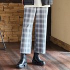 【ピサーノ/PISANO】の【手洗いOK】真空プリーツ・ワイドストレートパンツ(チェック) 人気、トレンドファッション・服の通販 founy(ファニー) ファッション Fashion レディースファッション Fashion for Women パンツ Pants & Trousers ギャザー Gathered, Ruffled センター Center, Center Line チェック Check, Plaid, Tartan プリーツ Pleats, Pleated 無地 Plain, Solid Color 楽ちん Easy Fit, Comfortable 冬 Winter / This Winter A/W・秋冬 Autumn/Winter エレガント 上品 Elegant thumbnail グレー|ID: prp329100004810310 ipo3291000000034914130