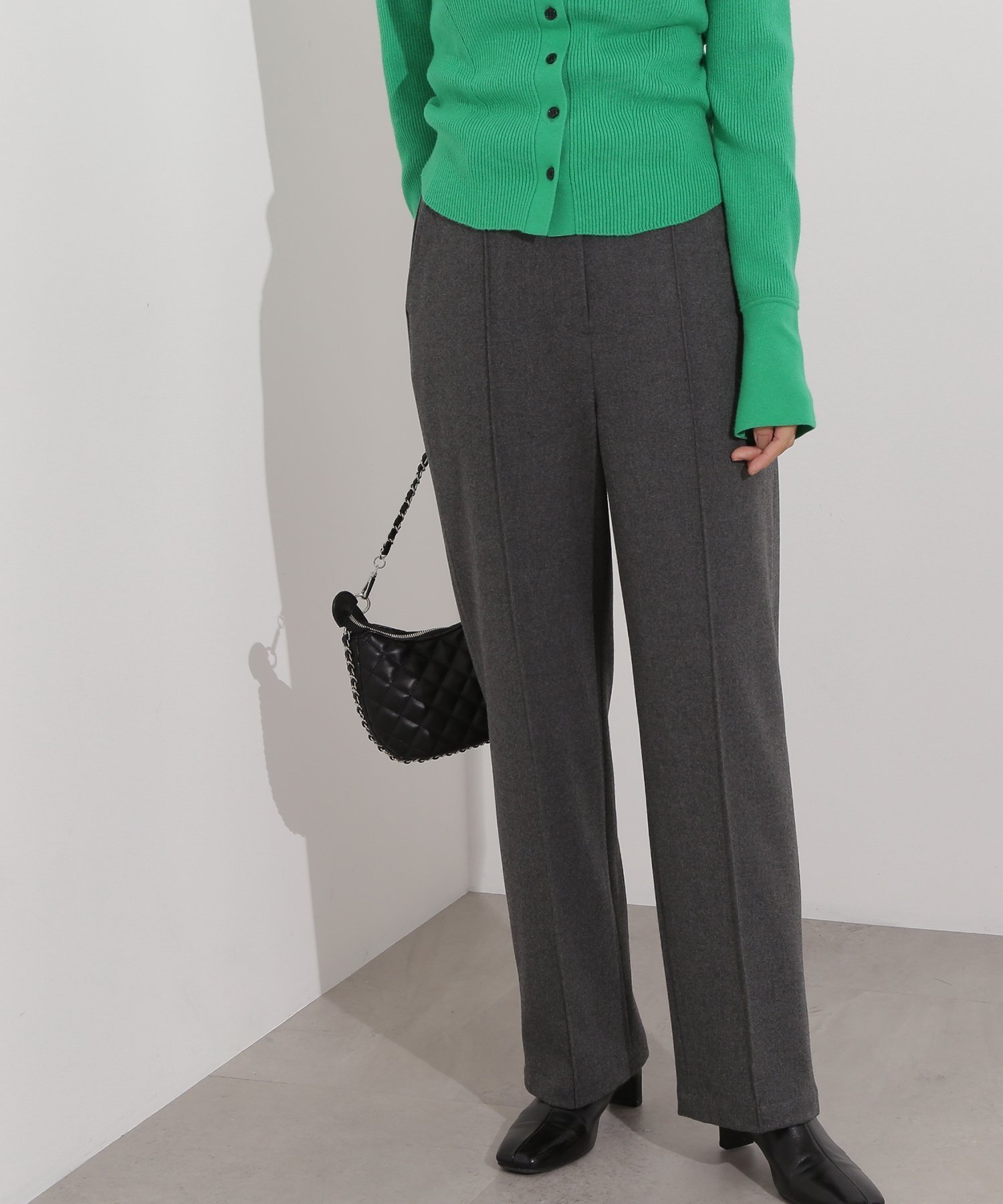 【エヌ ナチュラルビューティーベーシック/N.Natural Beauty basic】のウォームタッチセンターコバパンツ インテリア・キッズ・メンズ・レディースファッション・服の通販 founy(ファニー) ファッション Fashion レディースファッション Fashion for Women パンツ Pants & Trousers ストレート Straight, Straight Cut スニーカー Sneakers, Trainers センター Center, Center Line リラックス Relax, Relaxed Fit ミディアムグレー|ID: prp329100004810322 ipo3291000000034914299