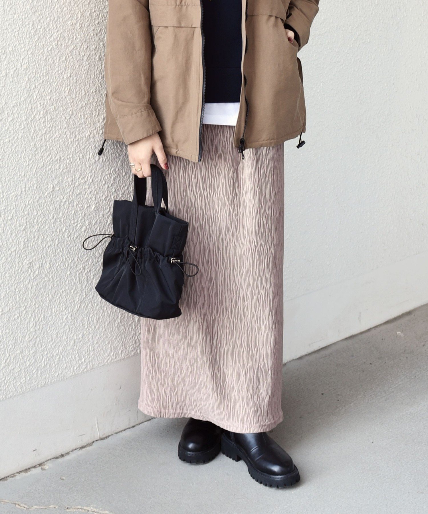 【シップス フォー ウィメン/SHIPS】のSHIPS Colors 手洗い可能 ポリエステル ベロア プリーツ タイトスカート インテリア・キッズ・メンズ・レディースファッション・服の通販 founy(ファニー) ファッション Fashion レディースファッション Fashion for Women スカート Skirts スウェット / スエット Sweatshirt, Sweatwear タイトスカート Pencil Skirt, Tight Skirt プリーツ Pleats, Pleated ベロア Velour, Soft Velvet ベーシック Basic, Essential メンズ Men's, Menswear 冬 Winter / This Winter アウトレット Outlet / Clearance エレガント 上品 Elegant ビジネス 仕事 通勤 Business / Work / Commuting 2025年 2025 2025-2026秋冬・A/W Autumn/Winter 2025–26 AW25–26 ピンク|ID: prp329100004810511 ipo3291000000034916290