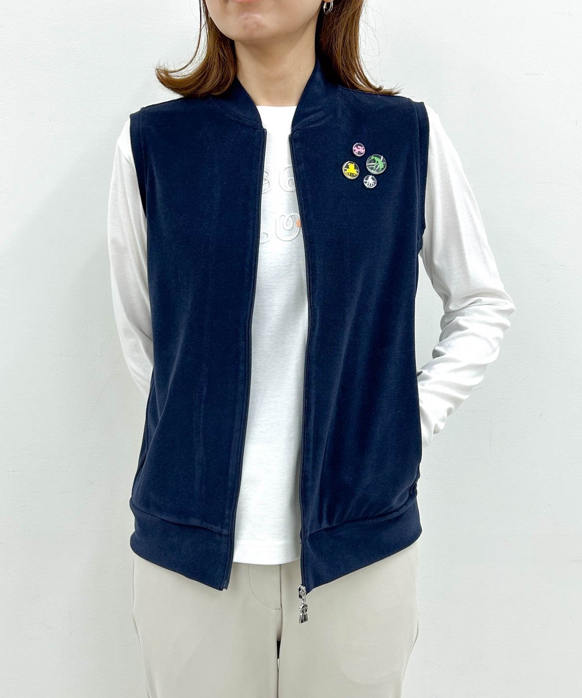 【ピッコーネクラブ/Picone Club】の【オンラインストア・店舗限定商品】コットン混パイルジップベスト インテリア・キッズ・メンズ・レディースファッション・服の通販 founy(ファニー) ファッション Fashion レディースファッション Fashion for Women アウター Coat / Outerwear Collection トップス・カットソー Cut & Sew Tops ベスト&ジレ / 重ね着スタイル Vests & Gilets イラスト Illustration コンパクト Compact, Small Size チャーム Charm, Pendant フロント Front, Front Design ベスト Vest, Waistcoat ポケット Pocket, Pocket Detail ネイビー|ID: prp329100004810522 ipo3291000000034916353