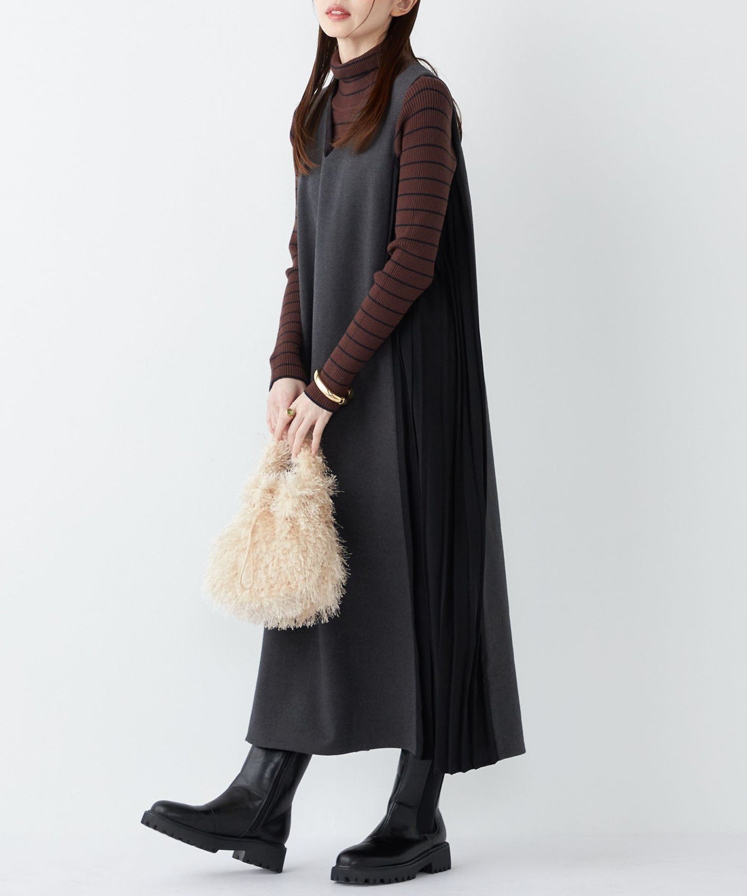 【シップス フォー ウィメン/SHIPS】のSHIPS Colors 手洗い可能 プリーツ コンビ ジャンパー ワンピース 人気、トレンドファッション・服の通販 founy(ファニー) ファッション Fashion レディースファッション Fashion for Women ワンピース Dresses インナー Innerwear ウォーム Warm Fabric カットソー Cut and Sewn Top コンビ Combo, Combination Style シンプル Simple, Minimal ジャケット Jacket, Outerwear タートルネック Turtleneck, High Neck ドッキング Docking, Mixed Material ノースリーブ Sleeveless, No-Sleeve プリーツ Pleats, Pleated メンズ Men's, Menswear アウトレット Outlet / Clearance エレガント 上品 Elegant ビジネス 仕事 通勤 Business / Work / Commuting 2025年 2025 2025-2026秋冬・A/W Autumn/Winter 2025–26 AW25–26 other-1|ID: prp329100004810564 ipo3291000000034916660