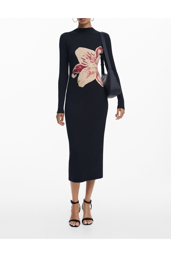 【デシグアル/Desigual】の大きな蘭のロングドレス インテリア・キッズ・メンズ・レディースファッション・服の通販 founy(ファニー) https://founy.com/ ファッション Fashion レディースファッション Fashion for Women ワンピース Dresses フォーマル・パーティードレス・結婚式用ドレス Elegant & Casual Dresses カラフル Colorful Design シューズ Shoes, Footwear デニム Denim, Jeans Material ドレス Dress, One-Piece パターン Pattern, Design Print パッチワーク Patchwork, Mixed Fabric プリント Print, Printed Pattern メンズ Men's, Menswear ロング Long, Long-Length 長袖 Long Sleeve, Full Sleeve |ID: prp329100004810640 ipo3291000000034917707