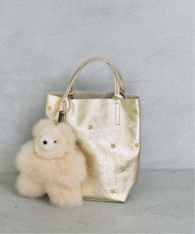 【ル タロン/Le Talon】のMARLON/マーロン STARS EMBROIDERED TOTE 人気、トレンドファッション・服の通販 founy(ファニー) ファッション Fashion レディースファッション Fashion for Women バッグ Bags アクセサリー Fashion Accessories イタリア Italy インナー Innerwear 軽量 Lightweight, Ultra Light シルバー Silver, Metallic Silver シンプル Simple, Minimal スマート Smart, Elegant プリント Print, Printed Pattern メタリック Metallic, Shiny Finish おすすめ Recommended / Our Picks |ID:prp329100004810798