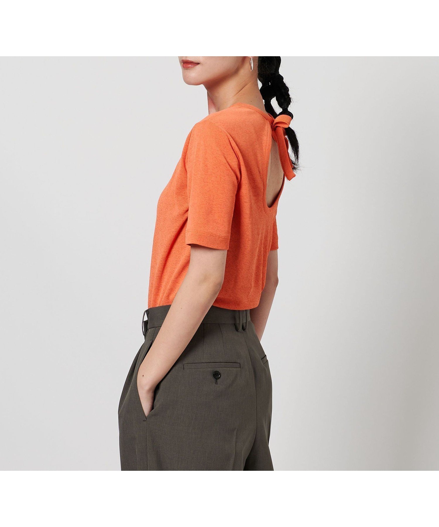 【ユナイテッドアローズ/UNITED ARROWS】のバックリボン ショートスリーブ Tシャツ インテリア・キッズ・メンズ・レディースファッション・服の通販 founy(ファニー) ファッション Fashion レディースファッション Fashion for Women トップス・カットソー Cut & Sew Tops シャツ・ブラウス・オフィスカジュアル Elegant Blouses & Button-Ups ロングTシャツ・Tシャツ Longline T-Shirts & Tees コンパクト Compact, Small Size ショート Short, Short Length シンプル Simple, Minimal スリーブ Sleeve, Long Sleeve / Short Sleeve フロント Front, Front Design ボトム Bottoms, Lower Wear リボン Ribbon, Bow ワイド Wide, Wide Fit アウトレット Outlet / Clearance おすすめ Recommended / Our Picks 夏 Summer ORANGE|ID: prp329100004810803 ipo3291000000034919504