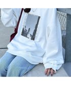 【ディスコート/Discoat】の【ユニセックス/WEB限定】アソートフォトスウェット 人気、トレンドファッション・服の通販 founy(ファニー) ファッション Fashion レディースファッション Fashion for Women トップス・カットソー Cut & Sew Tops レディースパーカー・カジュアルフーディー Casual Hoodies & Sweatshirts スウェット・クルーネックトップス Sweatshirts & Crewnecks / Relaxed Fit Sweat Tops おすすめ Recommended / Our Picks スウェット / スエット Sweatshirt, Sweatwear フロント Front, Front Design プリント Print, Printed Pattern 冬 Winter / This Winter thumbnail オフホワイト|ID: prp329100004811288 ipo3291000000034923717