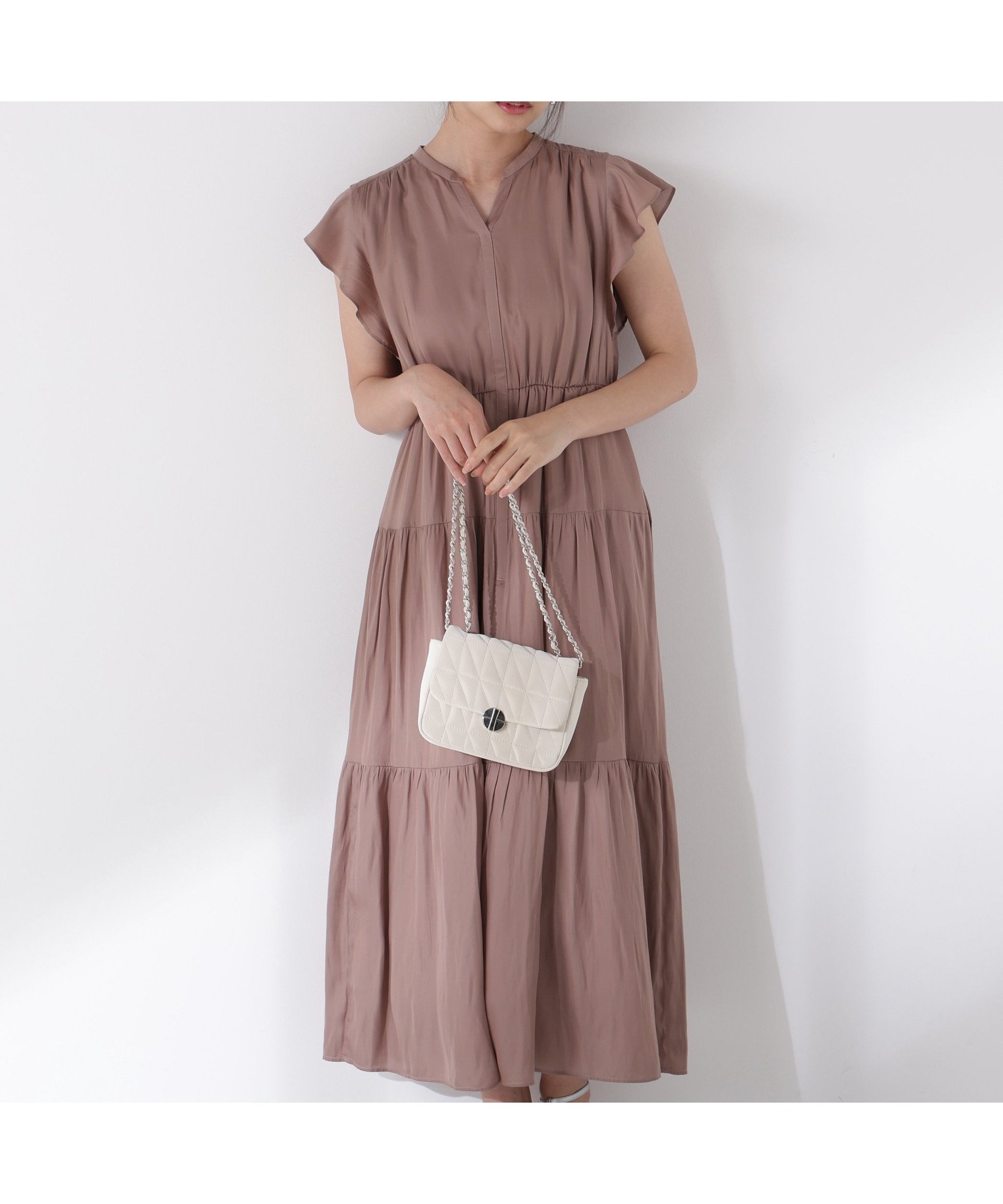 【プロポーション ボディドレッシング/PROPORTION BODY DRESSING】のリボン付きギャザーワンピース インテリア・キッズ・メンズ・レディースファッション・服の通販 founy(ファニー) 　ファッション　Fashion　レディースファッション　Fashion for Women　ワンピース　Dresses　ギャザー　Gathered, Ruffled　サテン　Satin, Glossy Fabric　シンプル　Simple, Minimal　リボン　Ribbon, Bow　モカ1|ID: prp329100004811344 ipo3291000000034924331