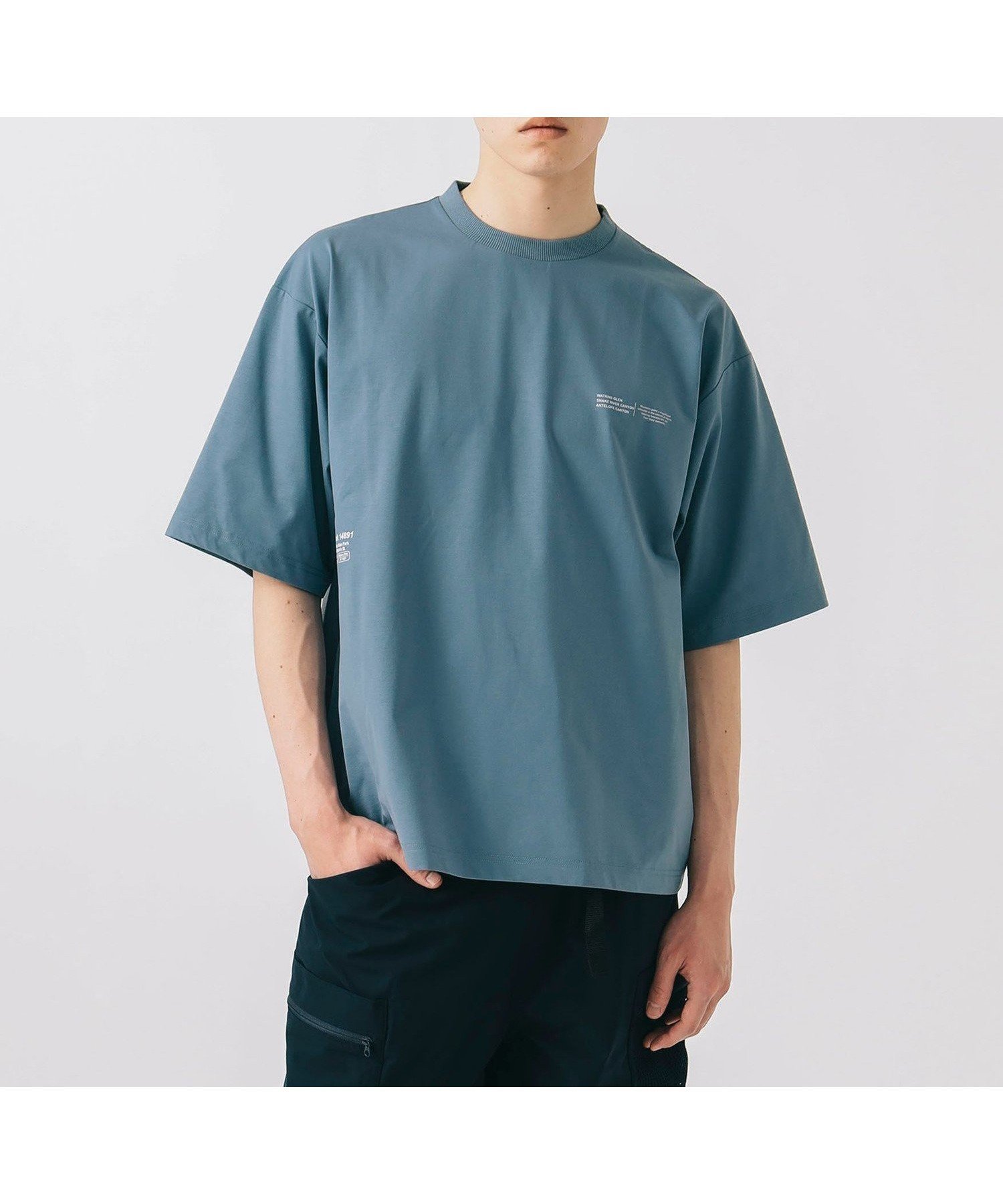 【ビームス ハート/BEAMS HEART】のテック ショートスリーブ ビッグ Tシャツ(吸水速乾・水陸両用) インテリア・キッズ・メンズ・レディースファッション・服の通販 founy(ファニー) 　ファッション　Fashion　レディースファッション　Fashion for Women　トップス・カットソー　Cut & Sew Tops　シャツ・ブラウス・オフィスカジュアル　Elegant Blouses & Button-Ups　ロングTシャツ・Tシャツ　Longline T-Shirts & Tees　アウトドア　Outdoor Clothing　吸水　Absorbent, Quick-Dry　ショート　Short, Short Length　スタイリッシュ　Stylish, Fashionable　ストレッチ　Stretch, Stretchy Fabric　スリーブ　Sleeve, Long Sleeve / Short Sleeve　ビッグ　Big, Oversized　フロント　Front, Front Design　プリント　Print, Printed Pattern　ランニング　Running, Running Wear, Activewear, Jogging　ルーズ　Loose, Oversized　ワイド　Wide, Wide Fit　BLUE_GREY|ID: prp329100004811370 ipo3291000000034924738