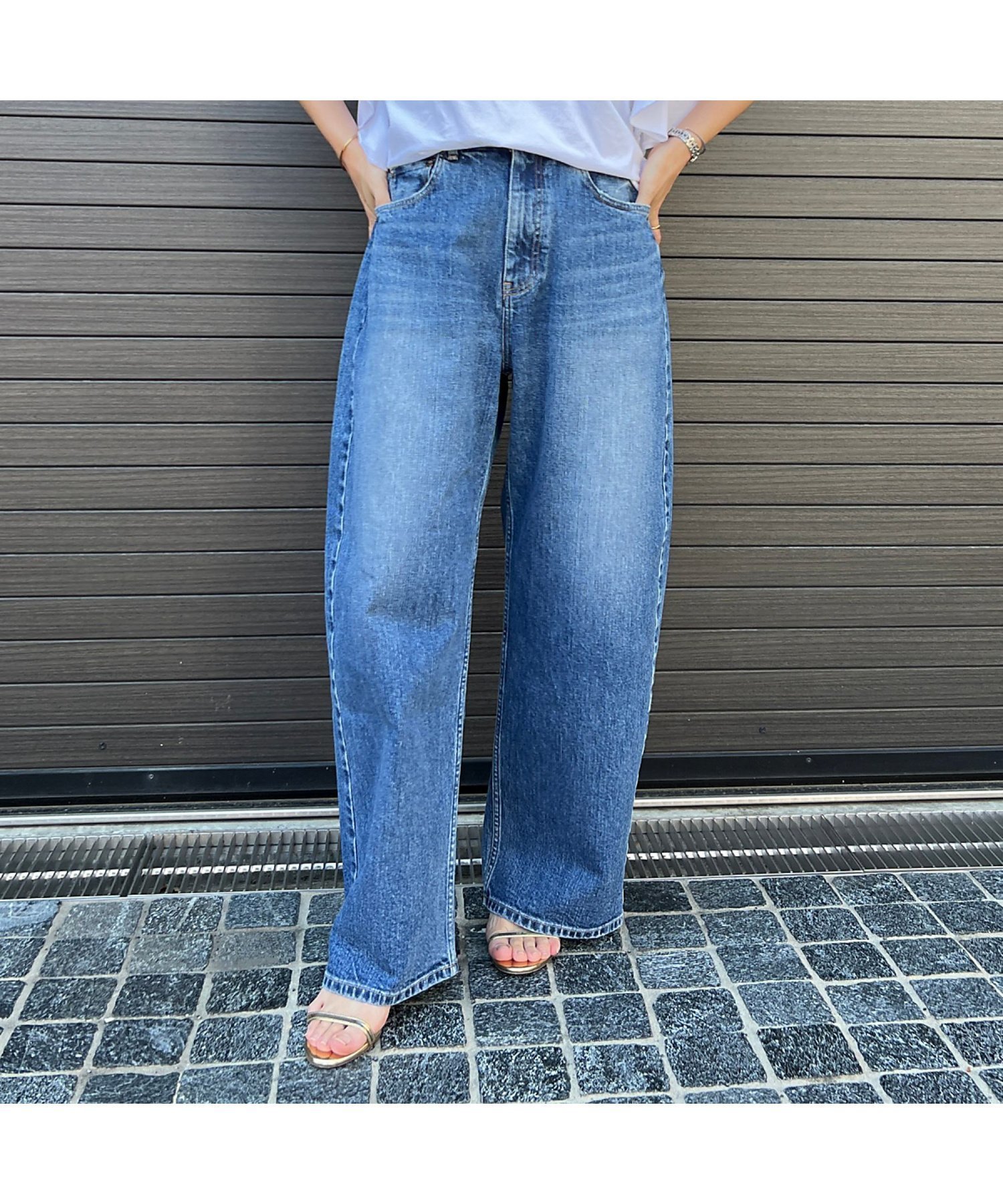 【ルージュヴィフラクレ/Rouge vif la cle】の【RED CARD/レッドカード】Montana カーブバギーデニム 人気、トレンドファッション・服の通販 founy(ファニー) 　ファッション　Fashion　レディースファッション　Fashion for Women　ウォッシュ　Washed Finish　サンダル　Sandals, Summer Shoes　ショート　Short, Short Length　シンプル　Simple, Minimal　ストレッチ　Stretch, Stretchy Fabric　スニーカー　Sneakers, Trainers　デニム　Denim, Jeans Material　ユーズド　Used, Vintage-Look　ワーク　Workwear, Utility Style　 other-1|ID: prp329100004811492 ipo3291000000034926181