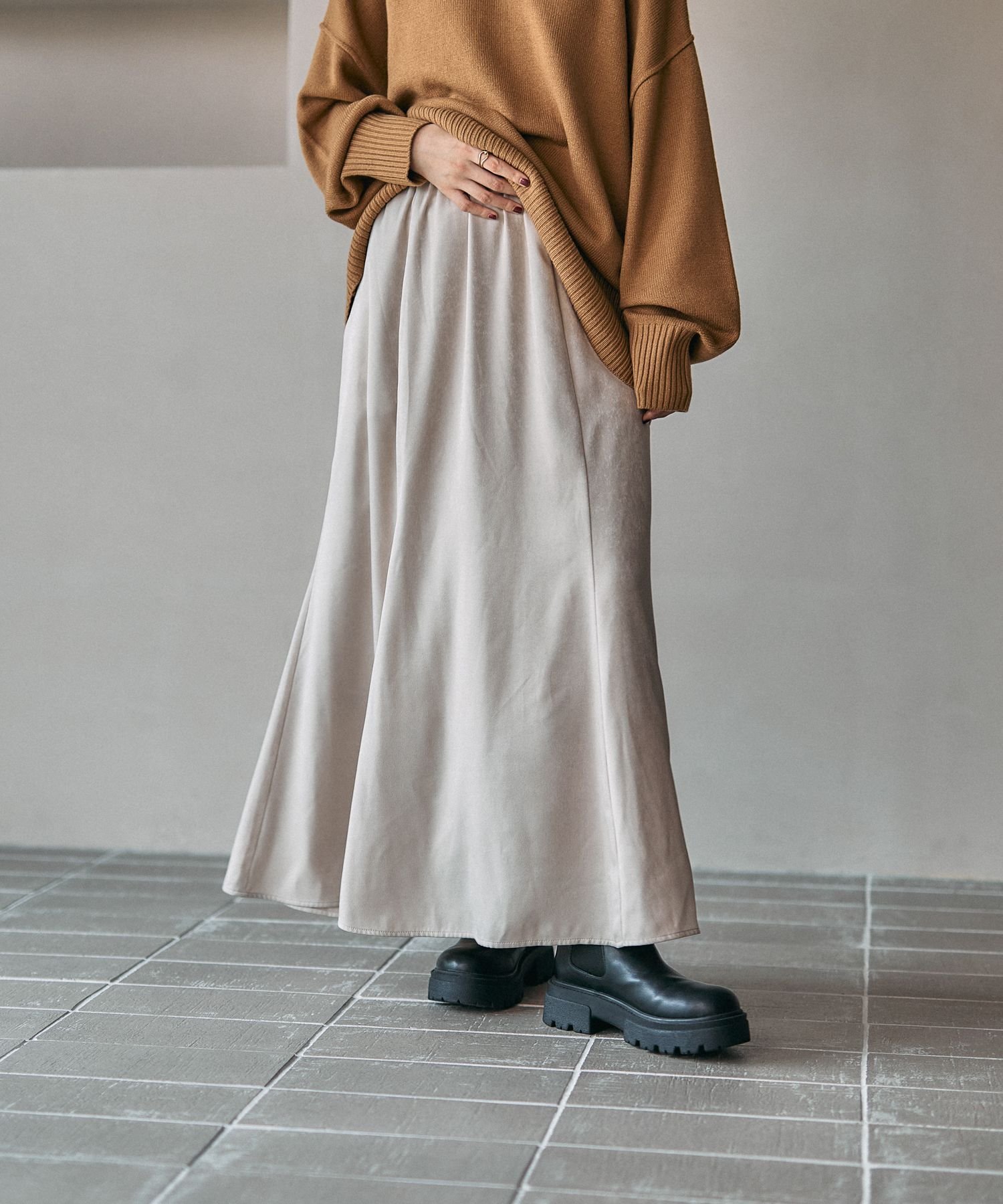 【レプシィム ローリーズファーム/LEPSIM LOWRYS FARM】のハギハギサテンフレアスカート インテリア・キッズ・メンズ・レディースファッション・服の通販 founy(ファニー) 　ファッション　Fashion　レディースファッション　Fashion for Women　スカート　Skirts　Aライン・フレアスカート　A-Line & Flared Skirts　おすすめ　Recommended / Our Picks　サテン　Satin, Glossy Fabric　ハイネック　High Neck, Mock Neck　フレア　Flare, Flared　今夏　This Summer　夏　Summer　アイボリー08|ID: prp329100004811648 ipo3291000000034927670