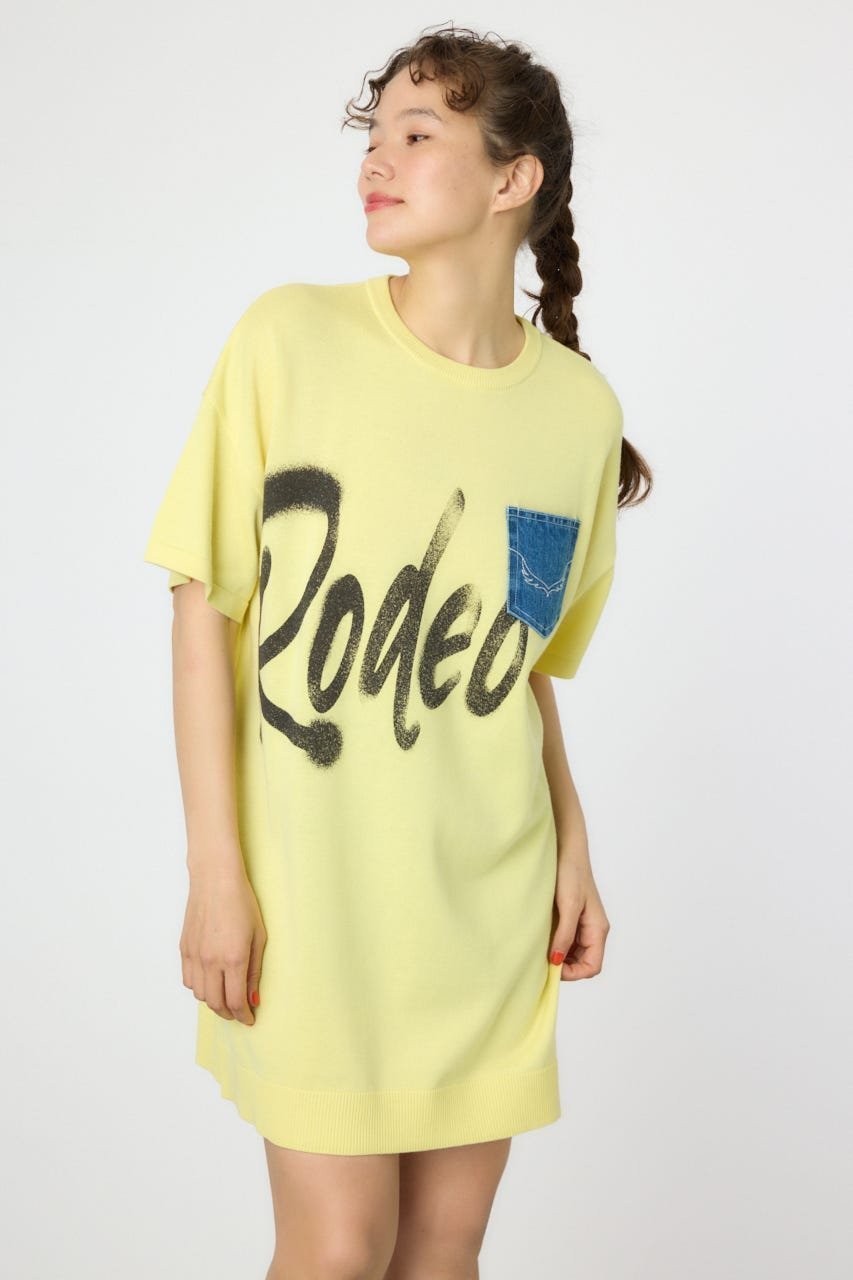 【ロデオクラウンズワイドボウル/RODEO CROWNS WIDE BOWL】のスプレーロゴニットワンピース インテリア・キッズ・メンズ・レディースファッション・服の通販 founy(ファニー) 　ファッション　Fashion　レディースファッション　Fashion for Women　ワンピース　Dresses　ニットワンピース　Knit Dresses　おすすめ　Recommended / Our Picks　ソックス　Socks, Hosiery　デニム　Denim, Jeans Material　ポケット　Pocket, Pocket Detail　リラックス　Relax, Relaxed Fit　無地　Plain, Solid Color　L/YEL1|ID: prp329100004811752 ipo3291000000034928847