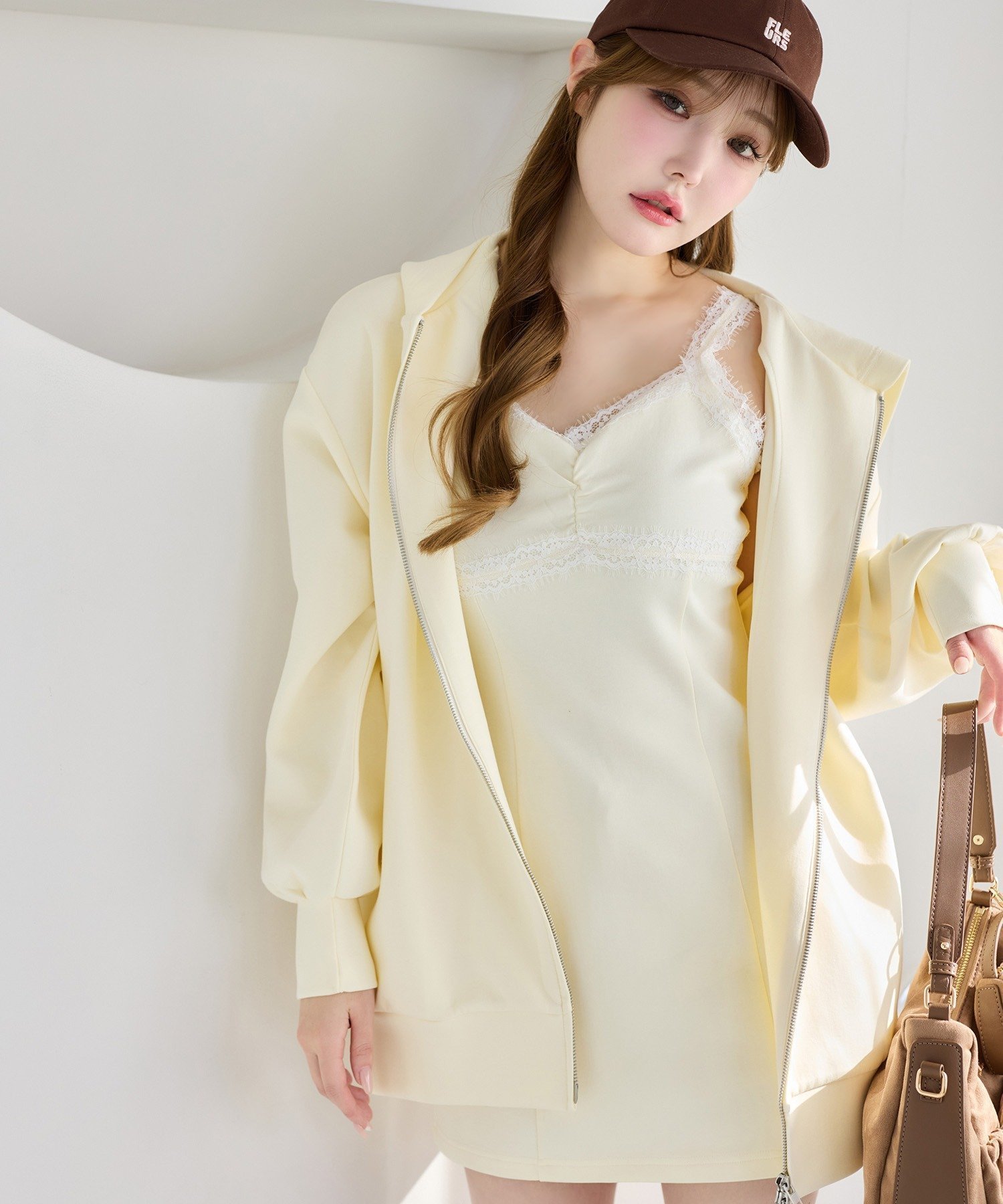 【ナイスクラップ/NICE CLAUP】の【セットアップ可能】レース付きカットキャミワンピース インテリア・キッズ・メンズ・レディースファッション・服の通販 founy(ファニー) 　ファッション　Fashion　レディースファッション　Fashion for Women　ワンピース　Dresses　キャミソールワンピース　Camisole Dresses　おすすめ　Recommended / Our Picks　インナー　Innerwear　セットアップ　Set-Up, Coordinated Outfit　フィット　Fit, Slim Fit　フロント　Front, Front Design　レース　Lace, Lace Fabric　ロング　Long, Long-Length　イエロー|ID: prp329100004811809 ipo3291000000034929468