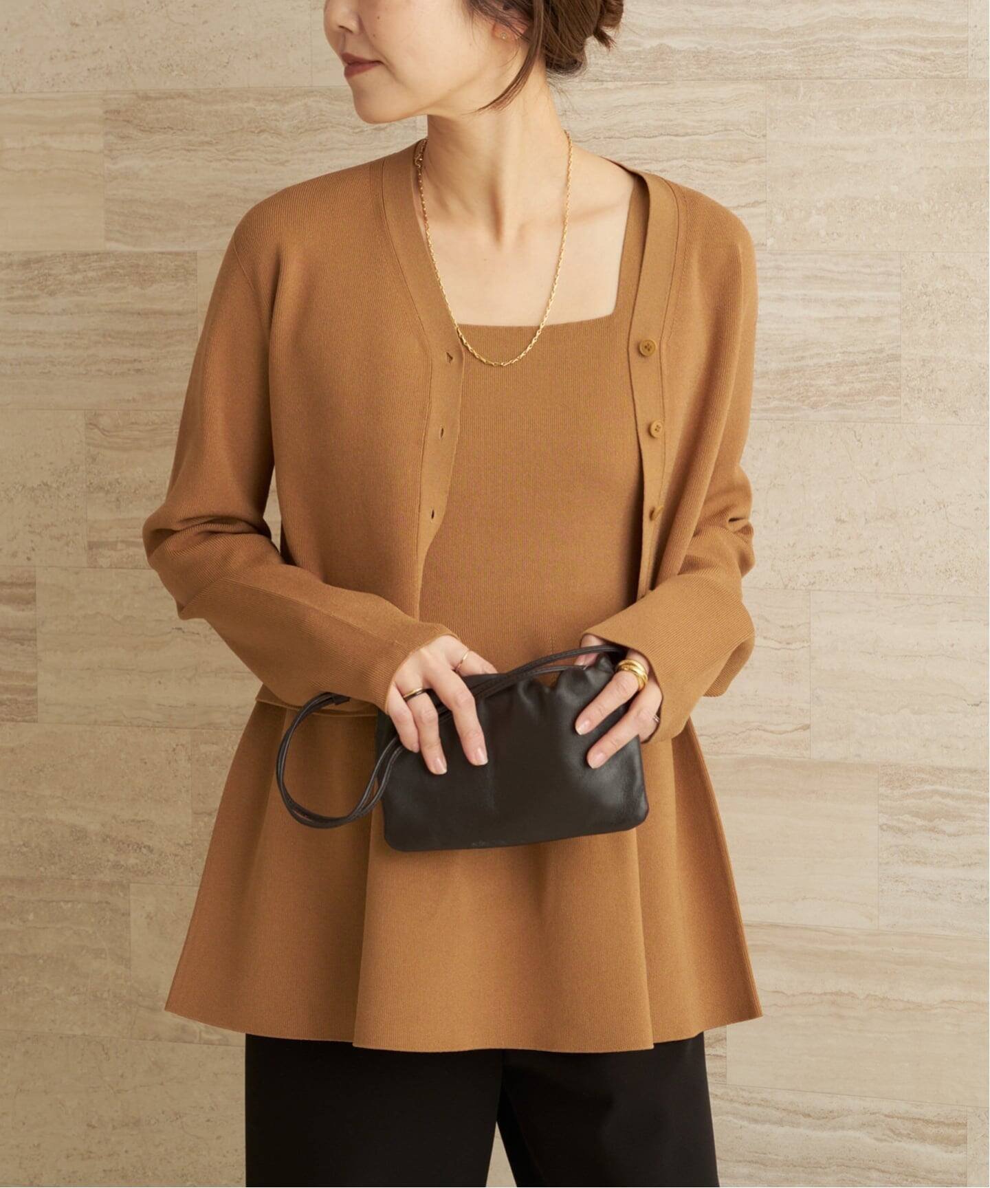 【プラージュ/Plage】のMinimal Knit カーディガン インテリア・キッズ・メンズ・レディースファッション・服の通販 founy(ファニー) 　ファッション　Fashion　レディースファッション　Fashion for Women　トップス・カットソー　Cut & Sew Tops　ニット　Knit Tops & Sweaters　カーディガン・羽織り　Layered Style Cardigans　おすすめ　Recommended / Our Picks　カーディガン　Cardigan, Knitwear　キャミソール　Camisole, Spaghetti Strap Top　コンパクト　Compact, Small Size　ショート　Short, Short Length　セットアップ　Set-Up, Coordinated Outfit　フィット　Fit, Slim Fit　ホールガーメント　WholeGarment, Seamless Knit　エレガント 上品　Elegant　キャメル|ID: prp329100004811811 ipo3291000000034929482