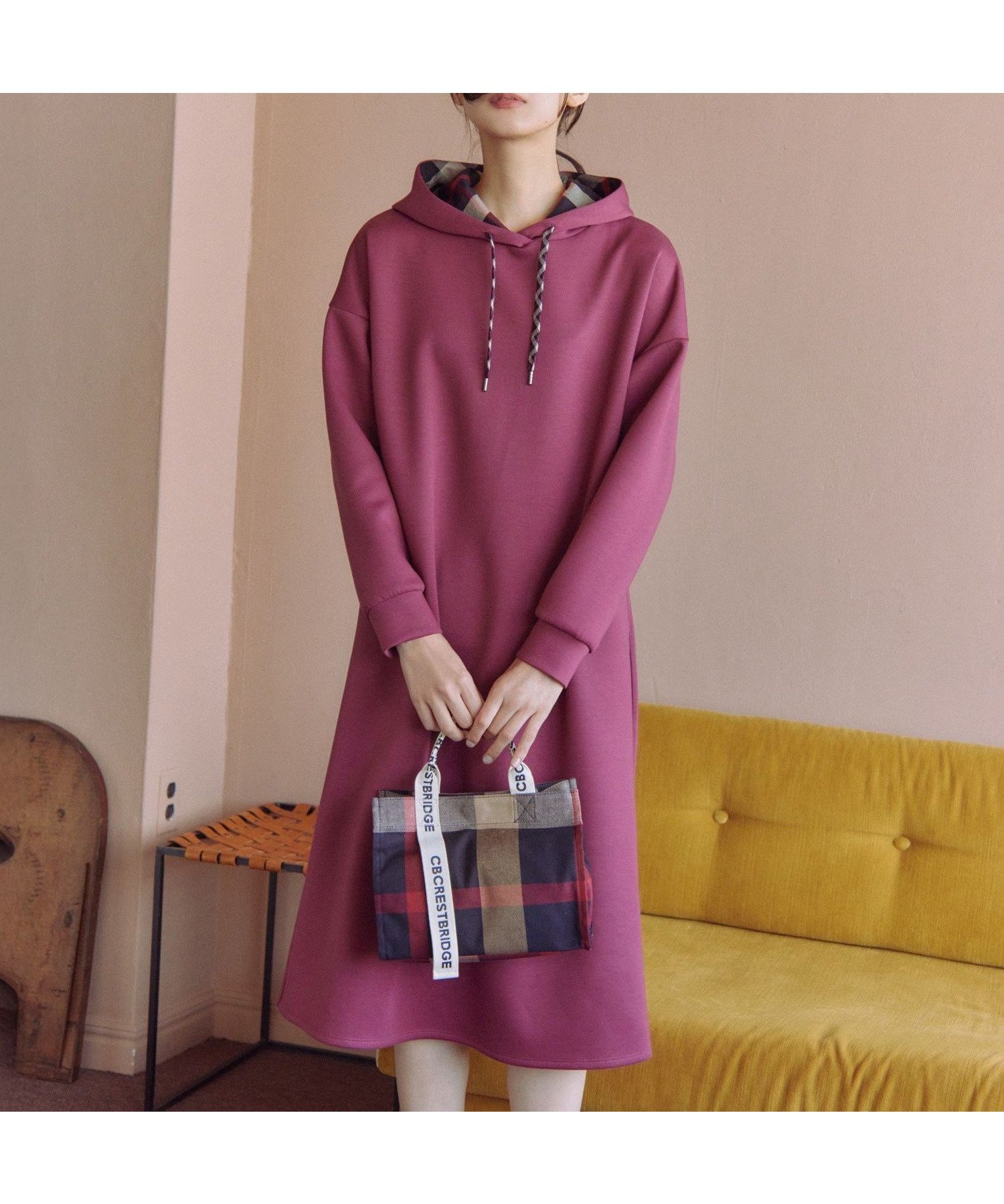 【ブルーレーベル クレストブリッジ/BLUE LABEL CRESTBRIDGE】の【Meシリーズ】フーディーワンピース インテリア・キッズ・メンズ・レディースファッション・服の通販 founy(ファニー) 　ファッション　Fashion　レディースファッション　Fashion for Women　ワンピース　Dresses　トレンド　Trend, Trending Now　リラックス　Relax, Relaxed Fit　エレガント 上品　Elegant　定番　Standard, Basic Item　レッド|ID: prp329100004811888 ipo3291000000034930014