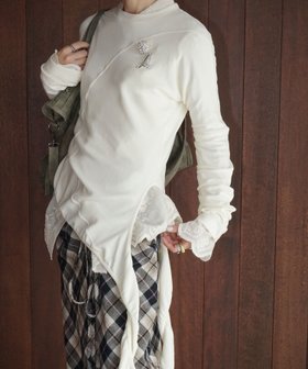 【チュクラ/chuclla】のアシンメトリーデザイントップス chw25a108 人気、トレンドファッション・服の通販 founy(ファニー) ファッション Fashion レディースファッション Fashion for Women トップス・カットソー Cut & Sew Tops シンプル Simple, Minimal スラックス Slacks, Dress Pants デニム Denim, Jeans Material フロント Front, Front Design |ID:prp329100004812032