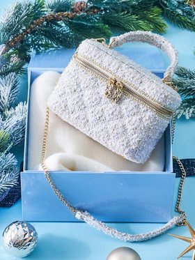 【スナイデル/SNIDEL】 バリエバニティーバッグ人気、トレンドファッション・服の通販 founy(ファニー) ファッション Fashion レディースファッション Fashion for Women バッグ Bags アクセサリー Fashion Accessories クラシカル Classical, Vintage-Inspired ジップ Zip, Zipper スパンコール Sequins, Sequin Embellishment スマホ Smartphone, Mobile Device スマート Smart, Elegant チェーン Chain, Chain Strap ツイード Twill, Twill Weave ポケット Pocket, Pocket Detail ワンポイント One Point, Statement Accent おすすめ Recommended / Our Picks エレガント 上品 Elegant |ID:prp329100004812039