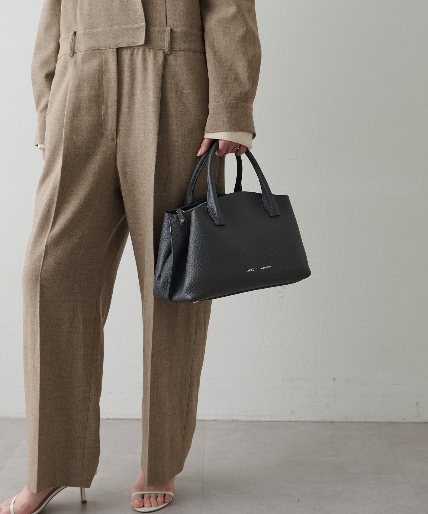 【イアクッチ/IACUCCI】のベラール M ALCE 人気、トレンドファッション・服の通販 founy(ファニー) 　ファッション　Fashion　レディースファッション　Fashion for Women　ショルダー　Shoulder, Shoulder Strap　シンプル　Simple, Minimal　財布　Wallet, Purse　人気　Popular, Best Seller　ポケット　Pocket, Pocket Detail　メタル　Metal, Metal Parts　A/W・秋冬　Autumn/Winter　おすすめ　Recommended / Our Picks　 other-1|ID: prp329100004812051 ipo3291000000034932119