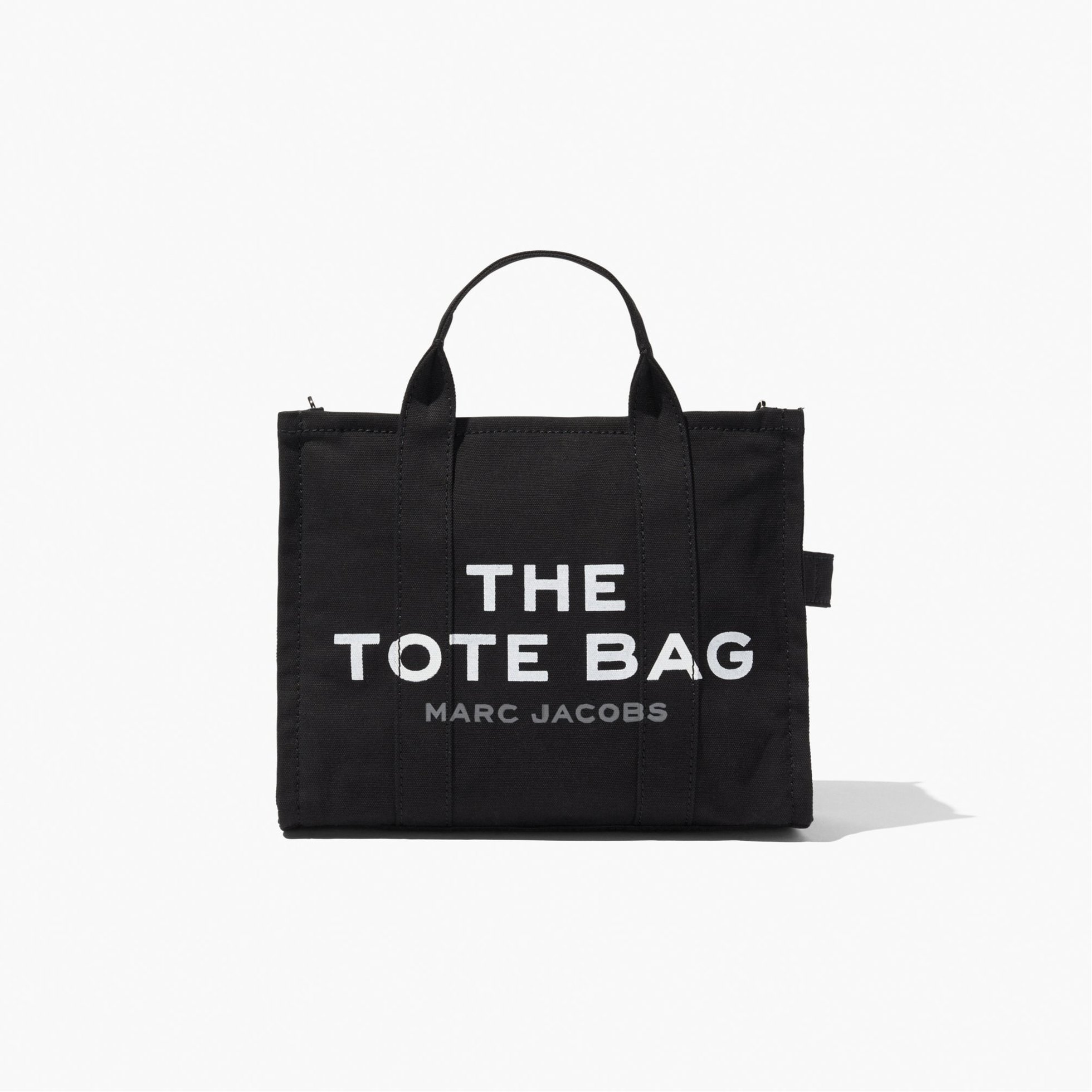 【マーク ジェイコブス/MARC JACOBS】の【公式】THE CANVAS MEDIUM TOTE BAG /ザ キャンバス ミディアム トート バッグ インテリア・キッズ・メンズ・レディースファッション・服の通販 founy(ファニー) 　ファッション　Fashion　レディースファッション　Fashion for Women　バッグ　Bags　エンブロイダリー　Embroidery Design　キャンバス　Canvas, Canvas Fabric　グラフィック　Graphic, Graphic Design　コンパクト　Compact, Small Size　コーティング　Coating, Coated Finish　ジップ　Zip, Zipper　パッチ　Patch, Appliqué　フロント　Front, Front Design　フープ　Hoop, Hoop Earrings　プリント　Print, Printed Pattern　ポケット　Pocket, Pocket Detail　ミリタリー　Military, Army Style　おすすめ　Recommended / Our Picks　BLACK|ID: prp329100004812080 ipo3291000000034932418