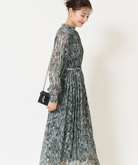 【アー ヴェー ヴェー/a.v.v】の【洗える】ランダムプリーツワンピース 人気、トレンドファッション・服の通販 founy(ファニー) ファッション Fashion レディースファッション Fashion for Women ワンピース Dresses 洗える Machine Washable カーディガン Cardigan, Knitwear サテン Satin, Glossy Fabric ジャケット Jacket, Outerwear スウェット / スエット Sweatshirt, Sweatwear 定番 Standard, Basic Item ハイネック High Neck, Mock Neck プリント Print, Printed Pattern プリーツ Pleats, Pleated ランダム Random, Irregular 再入荷 Restock / Back in Stock おすすめ Recommended / Our Picks エレガント 上品 Elegant セレモニー Ceremony 結婚式 Wedding |ID:prp329100004812583