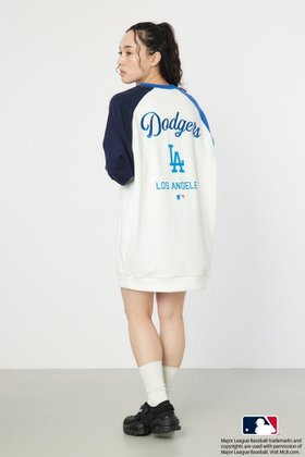 【ロデオクラウンズワイドボウル/RODEO CROWNS WIDE BOWL】のMLBラグランスウェットワンピース 人気、トレンドファッション・服の通販 founy(ファニー) ファッション Fashion レディースファッション Fashion for Women ワンピース Dresses おすすめ Recommended / Our Picks パッチ Patch, Appliqué プリント Print, Printed Pattern ポケット Pocket, Pocket Detail レギンス Leggings, Stretch Pants ロング Long, Long-Length |ID:prp329100004812593